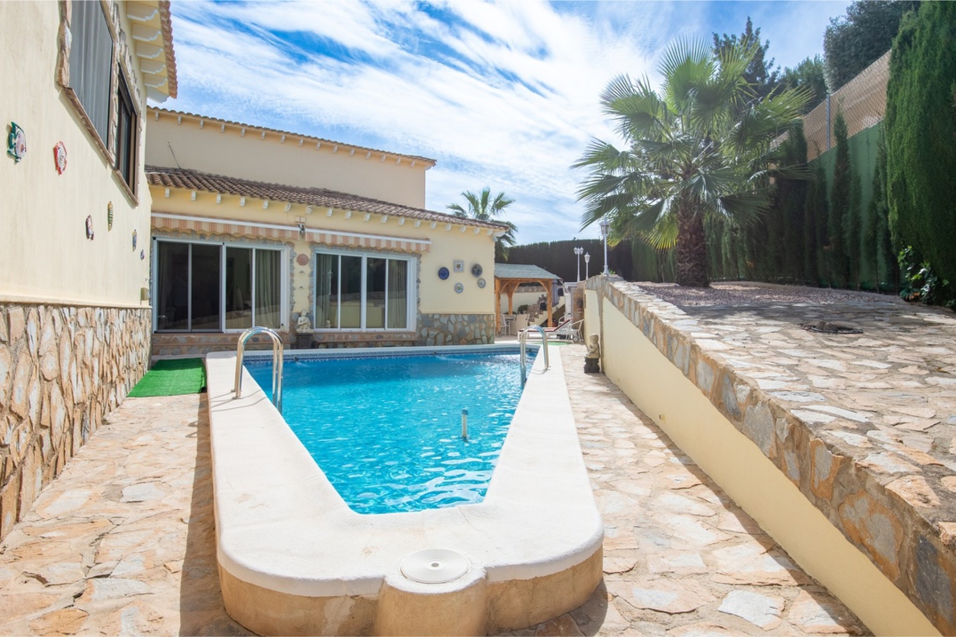 Resale - Freistehende Villa -
Algorfa