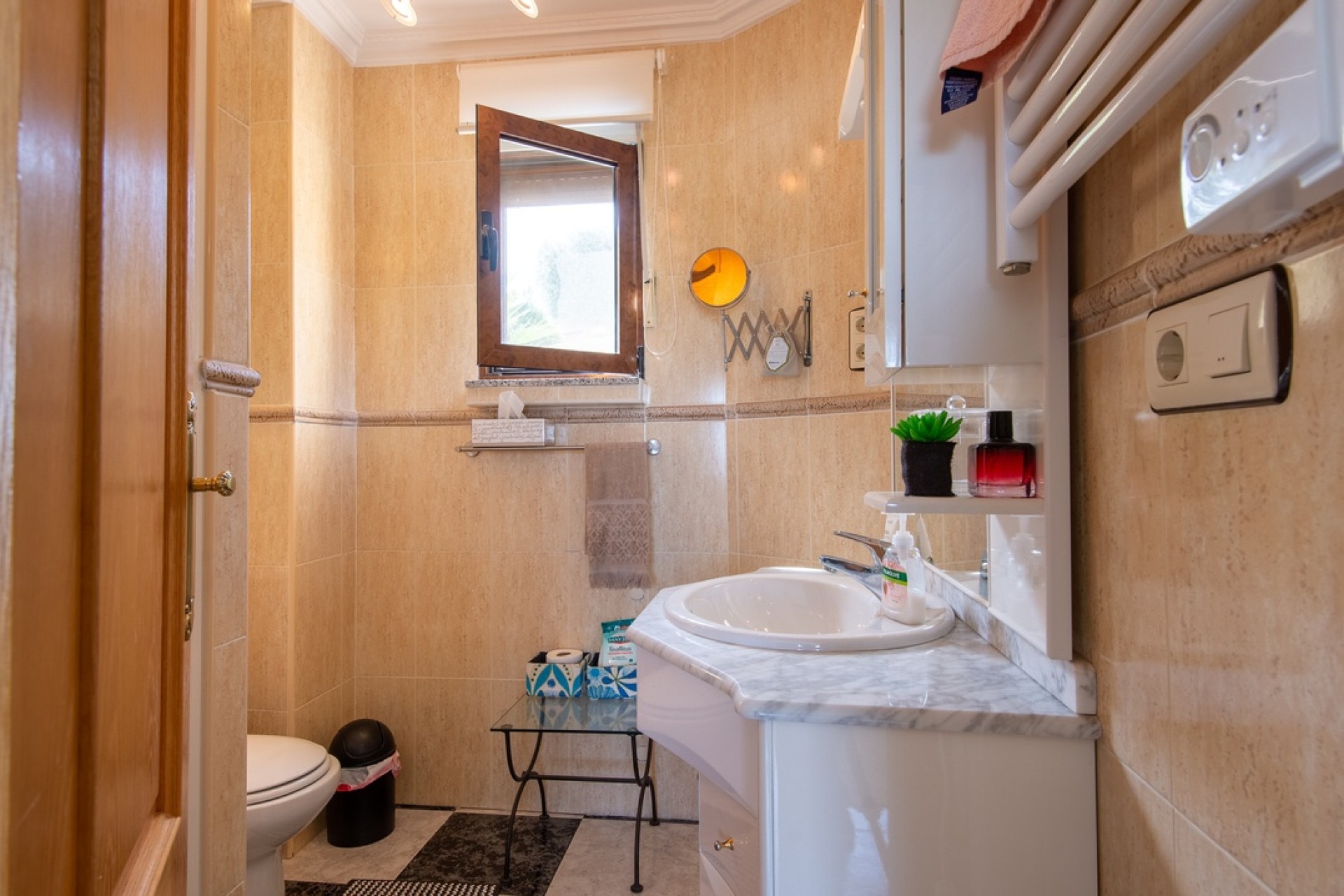 Resale - Freistehende Villa -
Algorfa