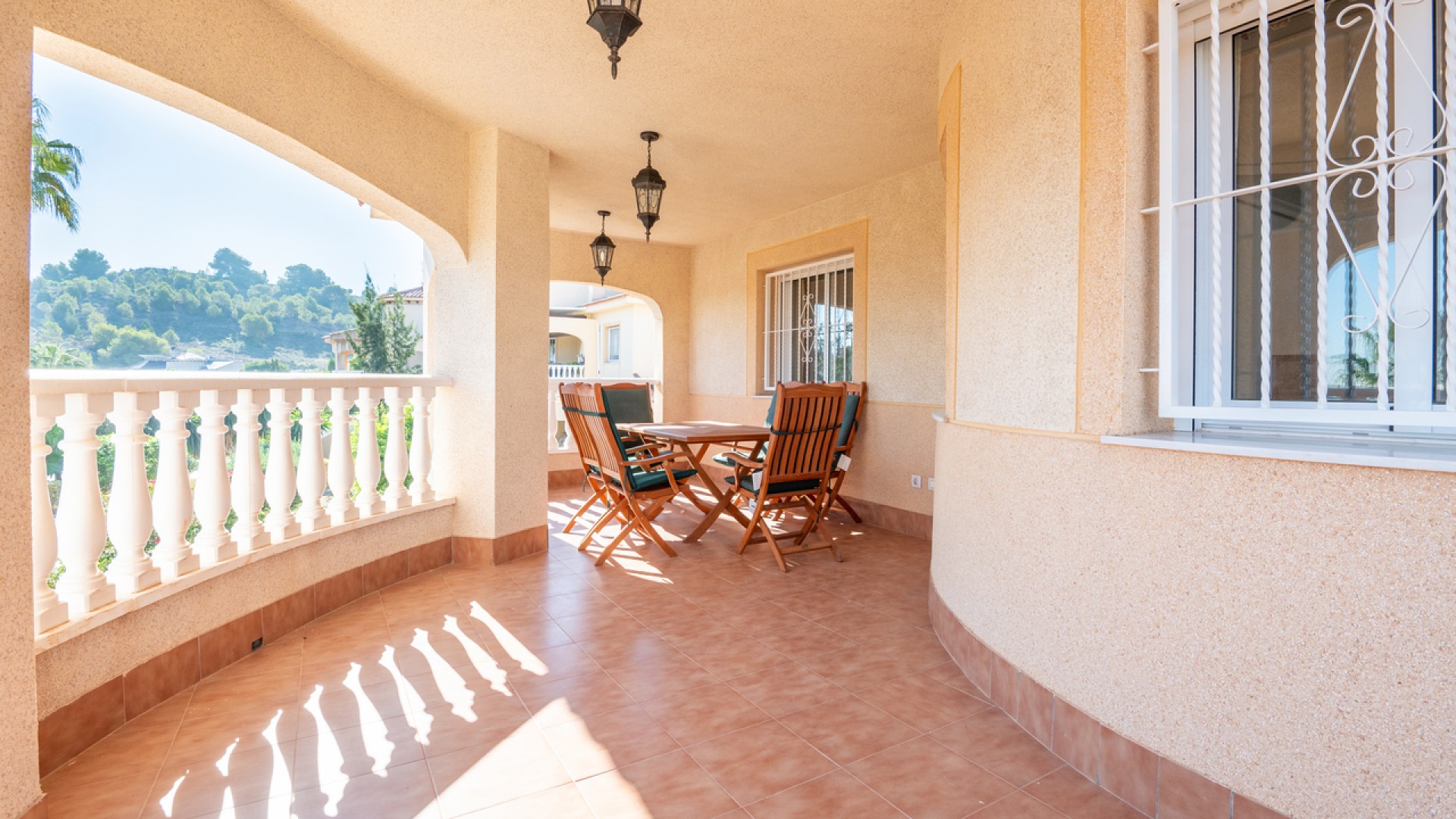 Resale - Freistehende Villa -
Algorfa