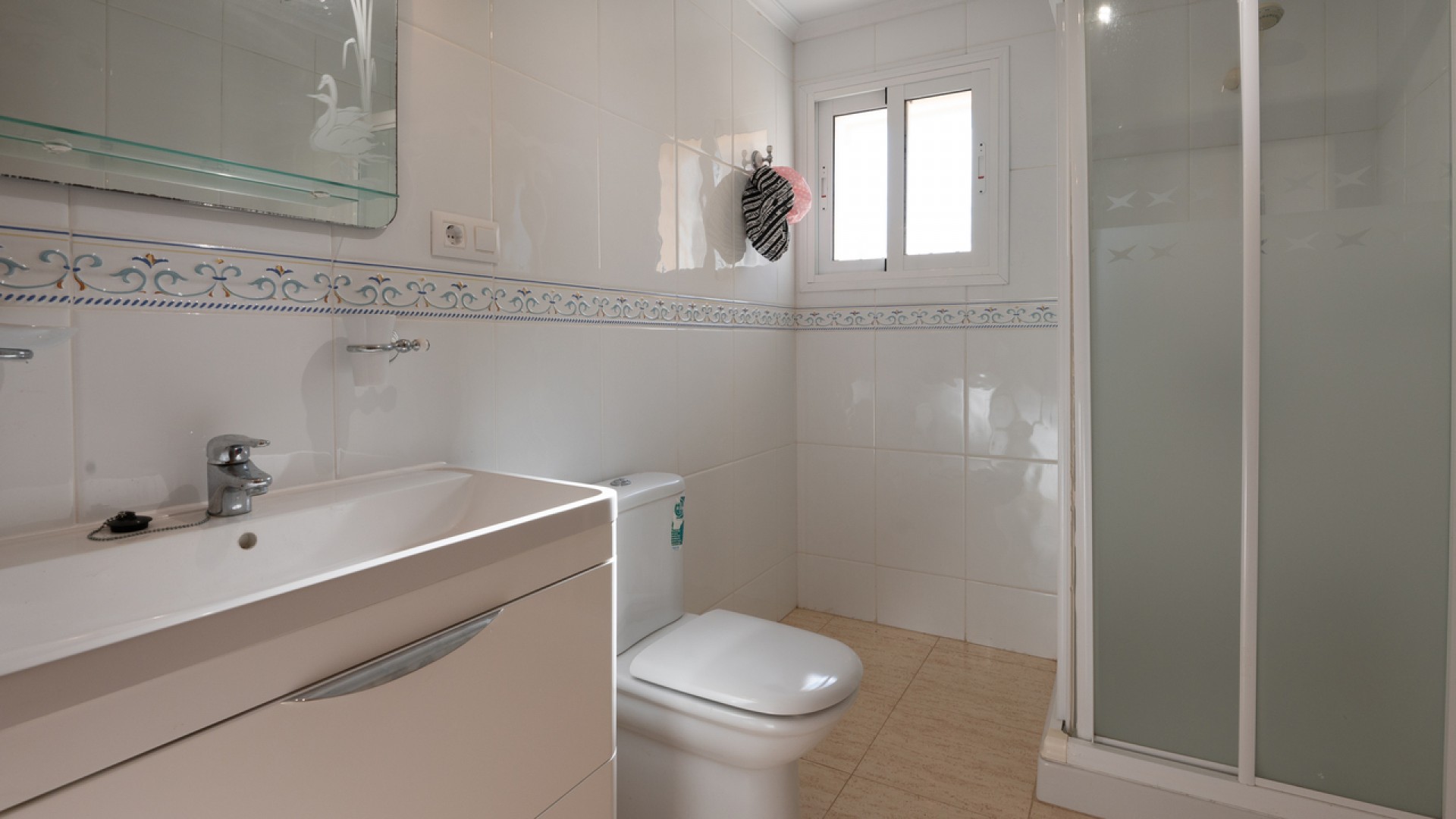 Resale - Freistehende Villa -
Algorfa