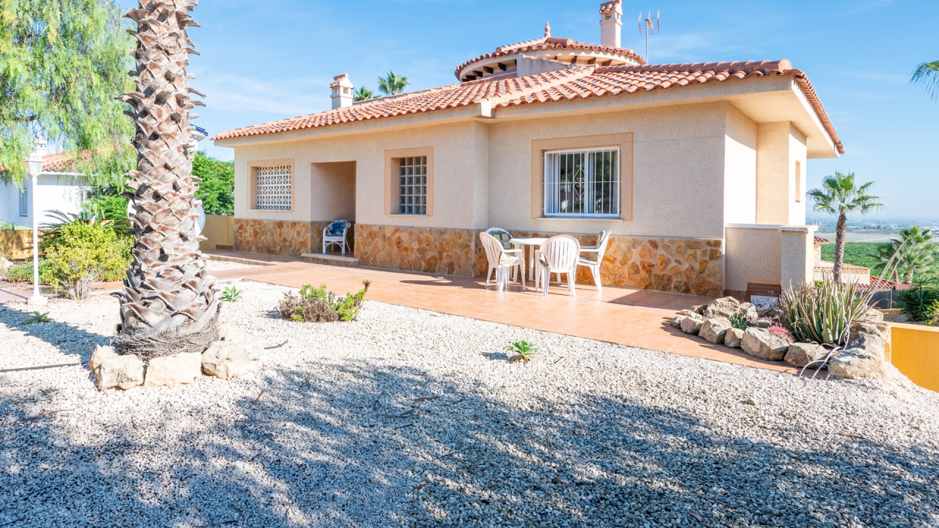 Resale - Freistehende Villa -
Algorfa