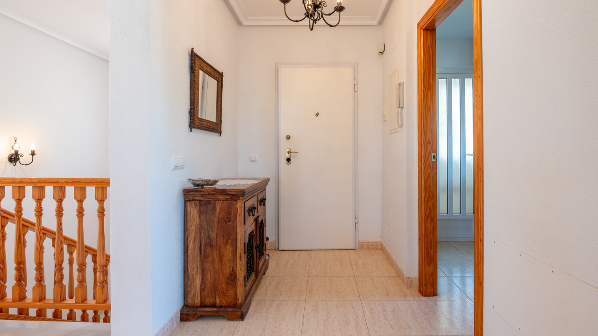 Resale - Freistehende Villa -
Algorfa