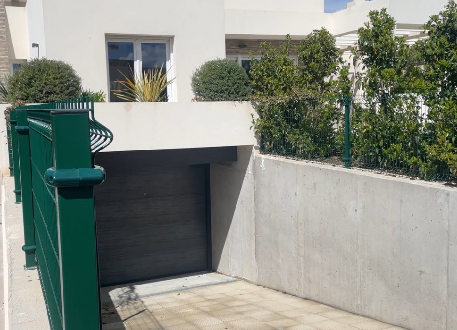 Resale - Freistehende Villa -
Algorfa