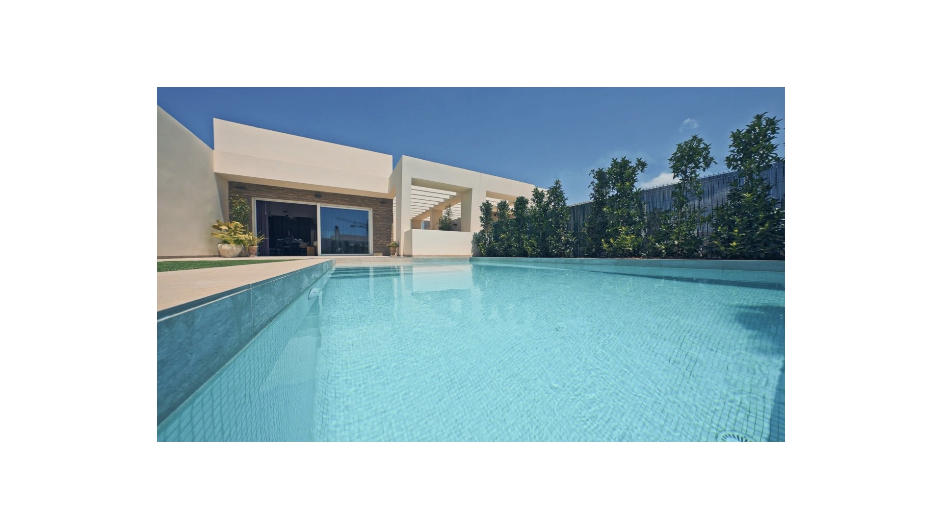 Resale - Freistehende Villa -
Algorfa