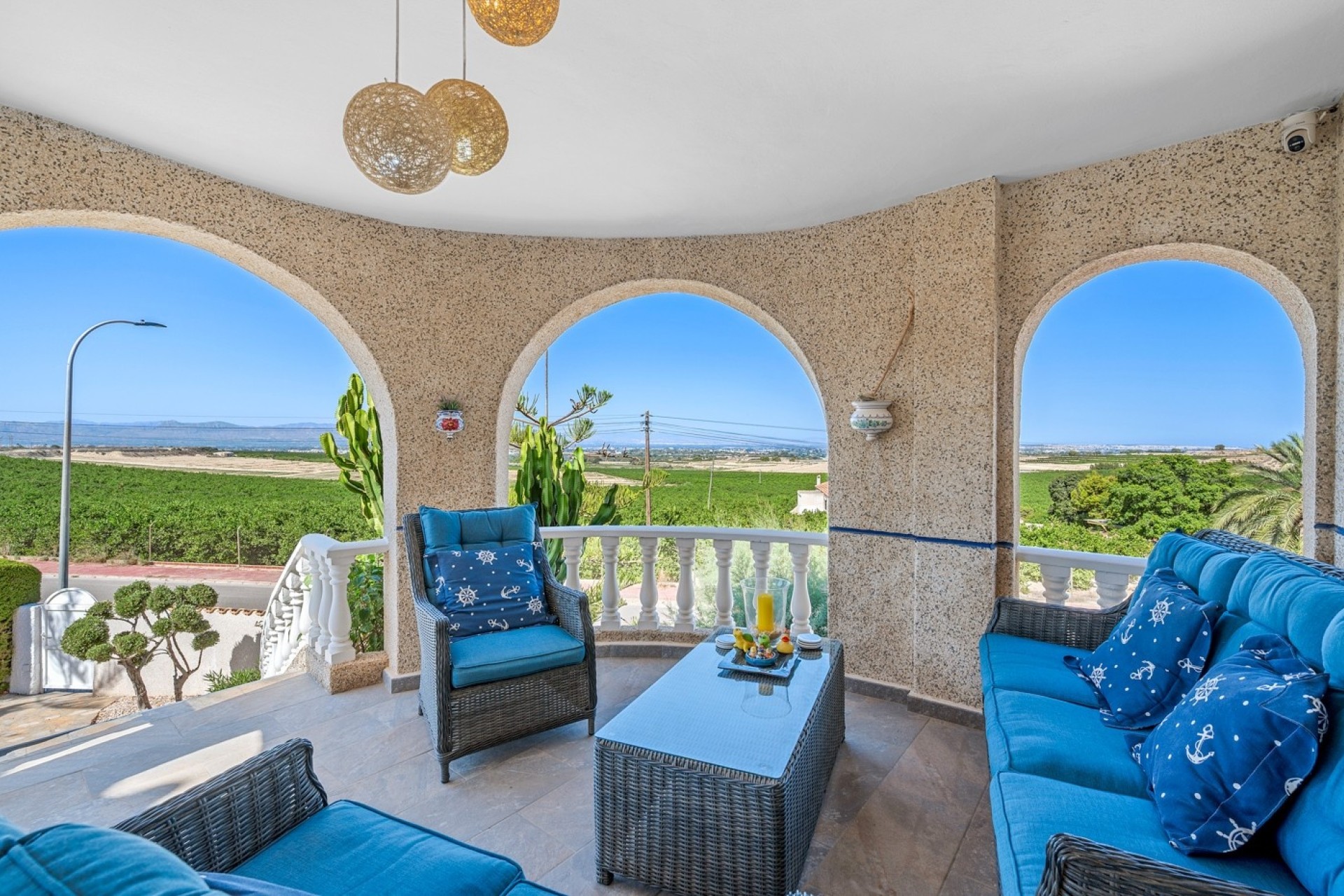 Resale - Freistehende Villa -
Almoradí - Inland
