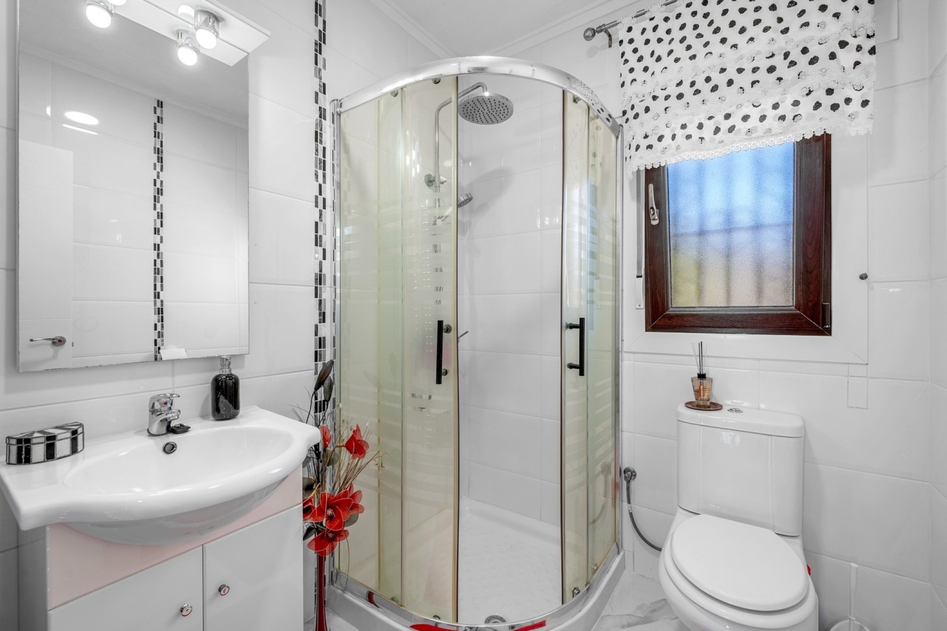Resale - Freistehende Villa -
Almoradí - Inland