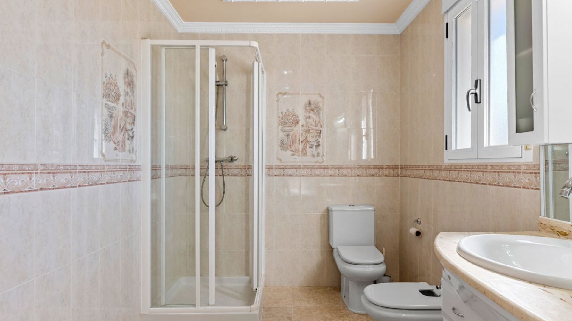 Resale - Freistehende Villa -
Almoradí - Lomas de La Juliana