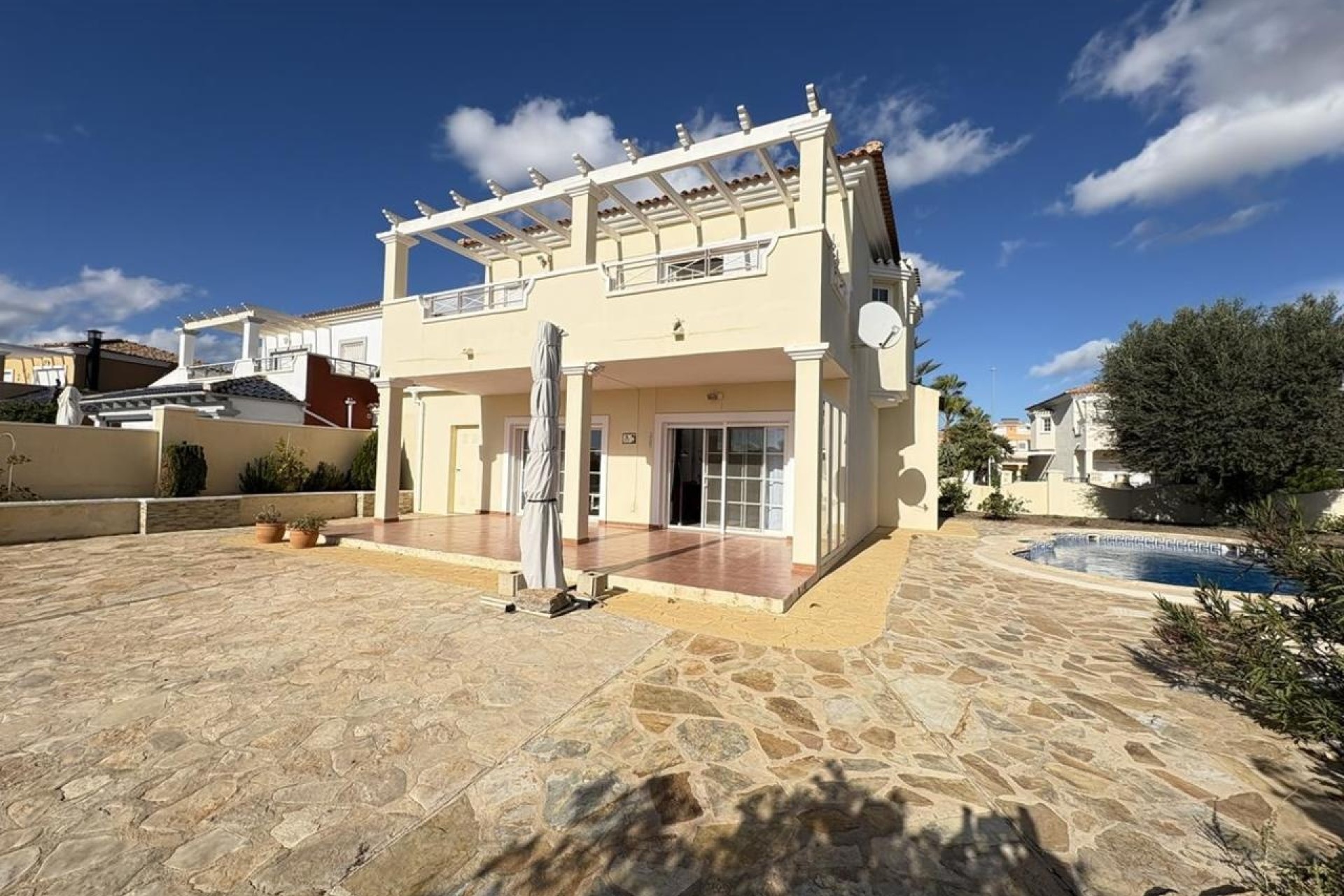 Resale - Freistehende Villa -
Altaona Golf & Country Village - Altaona Golf and Country Village