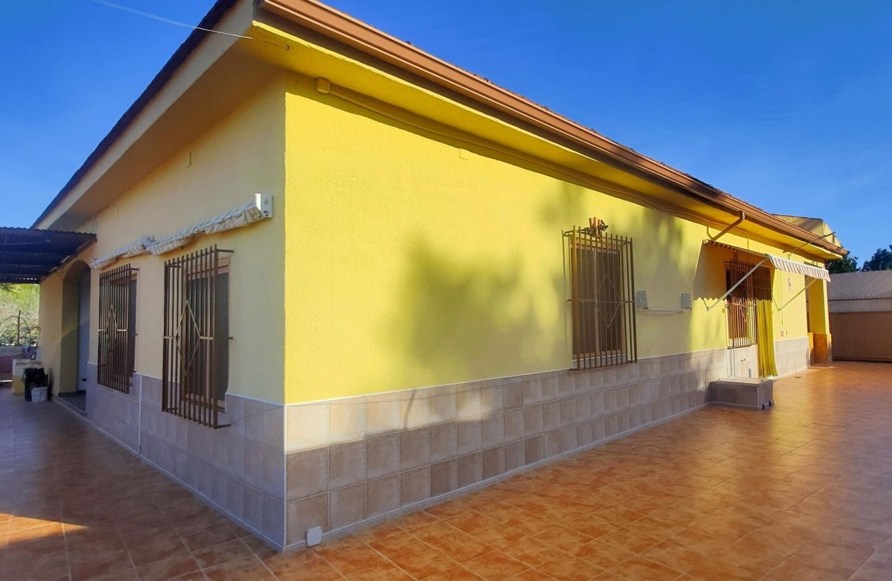 Resale - Freistehende Villa -
Aspe