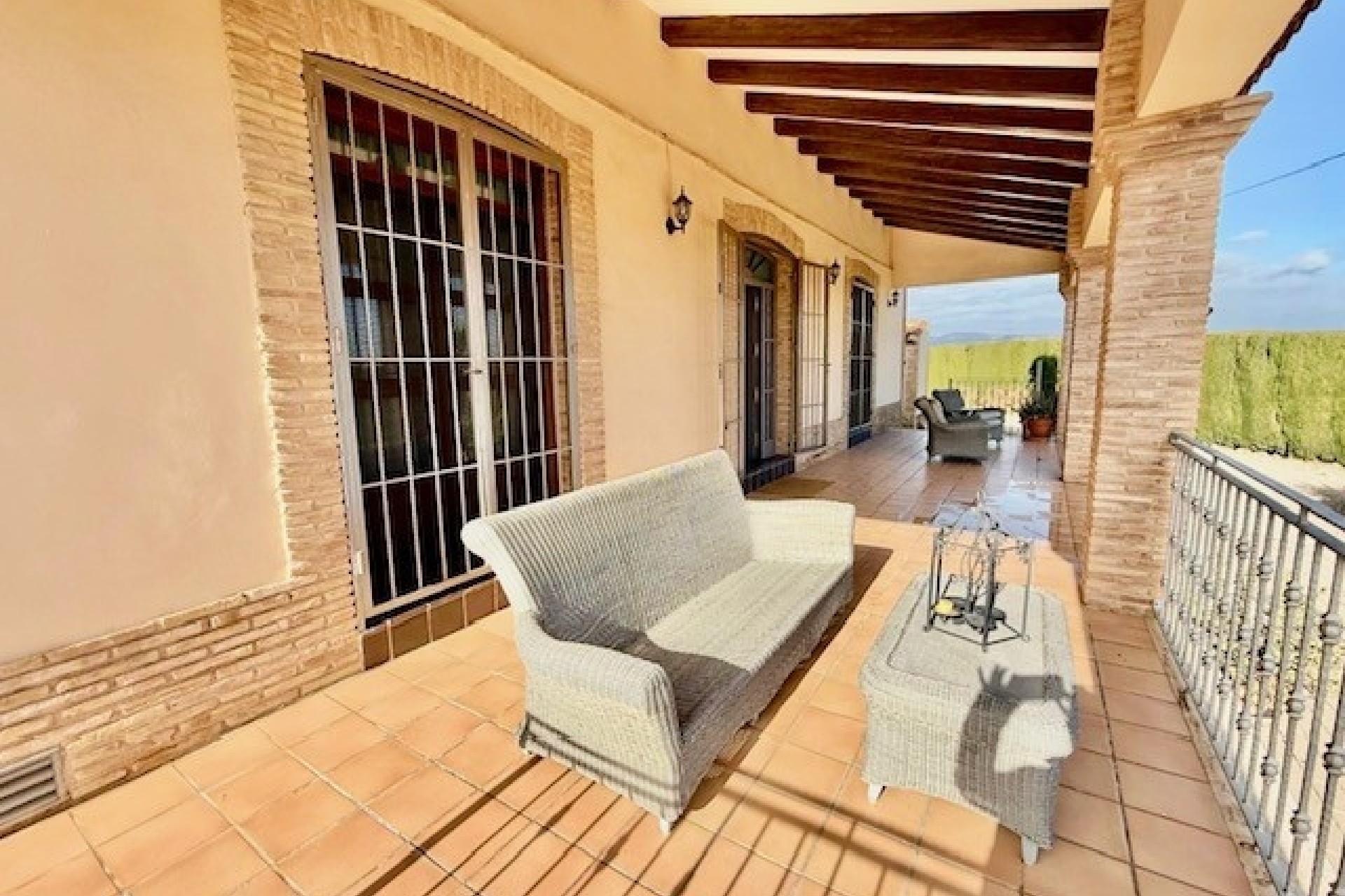 Resale - Freistehende Villa -
Avileses - Inland