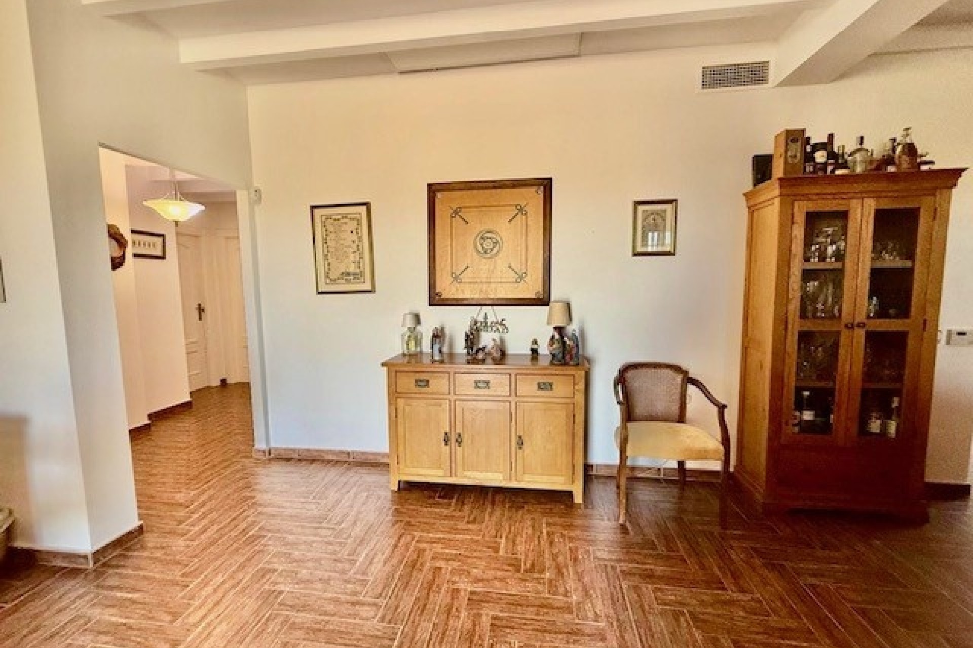 Resale - Freistehende Villa -
Avileses - Inland