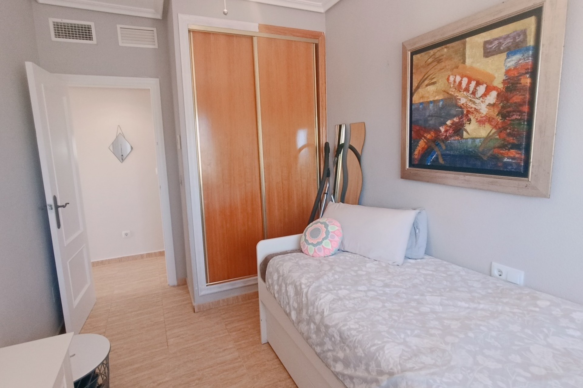 Resale - Freistehende Villa -
Avileses - Inland