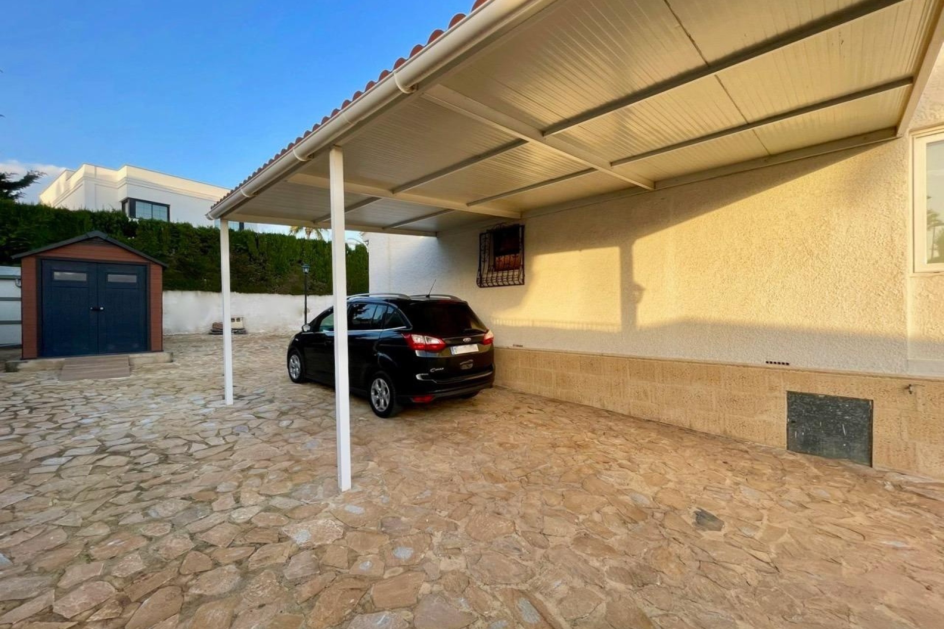 Resale - Freistehende Villa -
Benidorm - Urbanizaciones