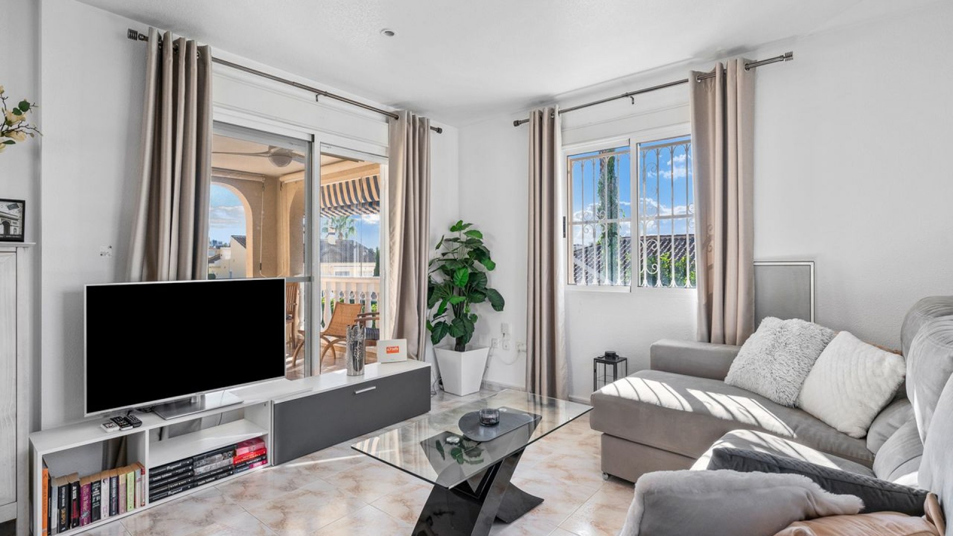 Resale - Freistehende Villa -
Benijofar - Benimar 1