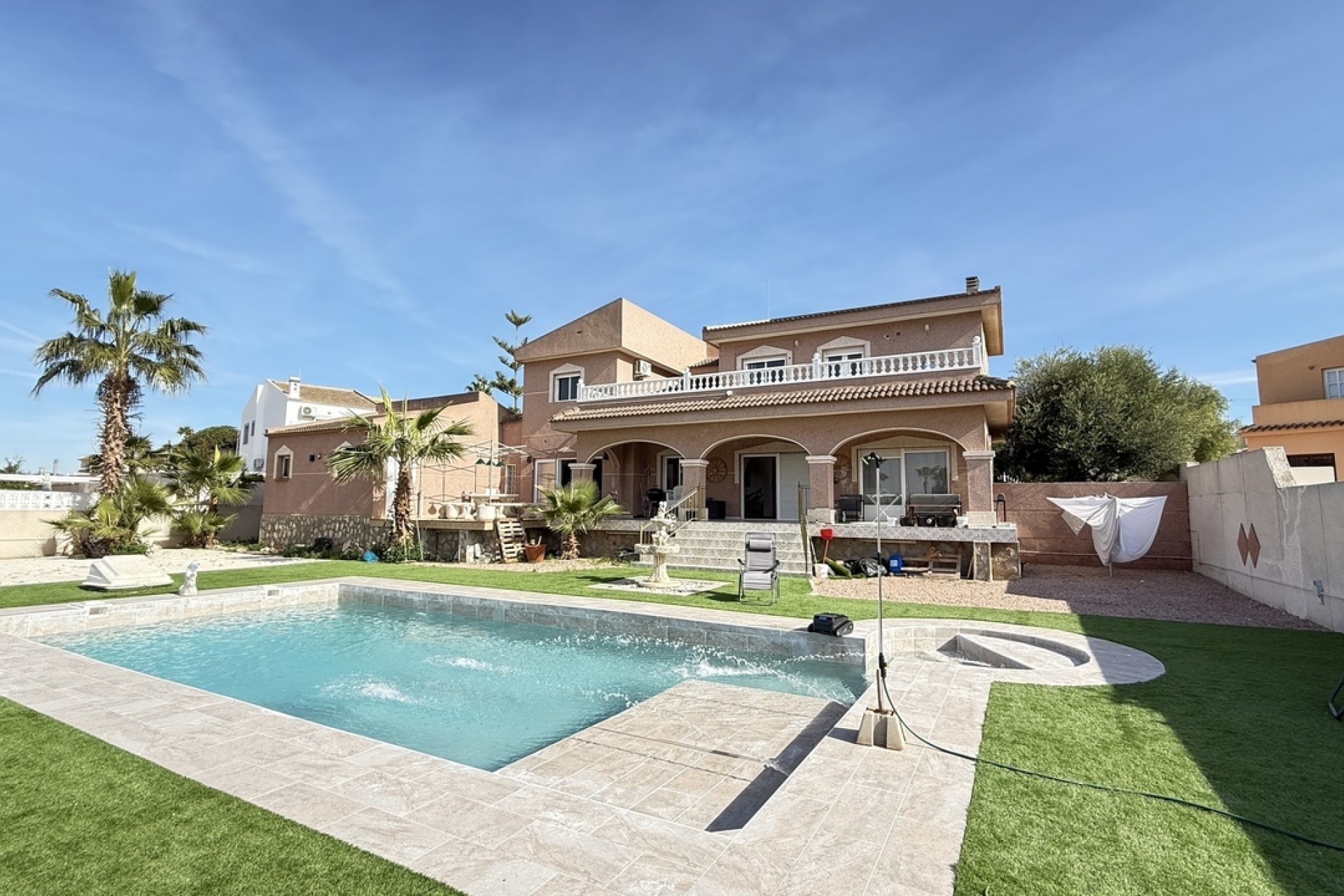 Resale - Freistehende Villa -
Benijofar - Costa Blanca