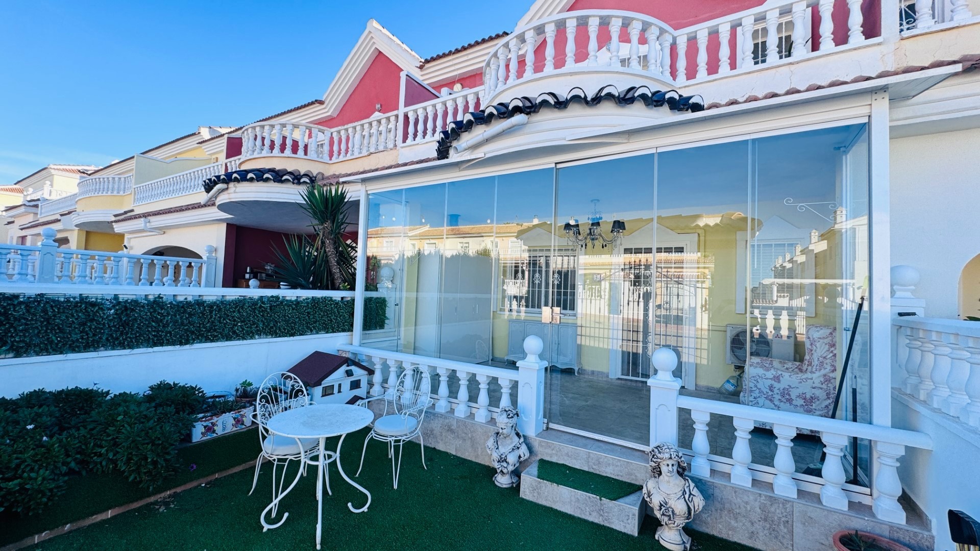 Resale - Freistehende Villa -
Benijofar