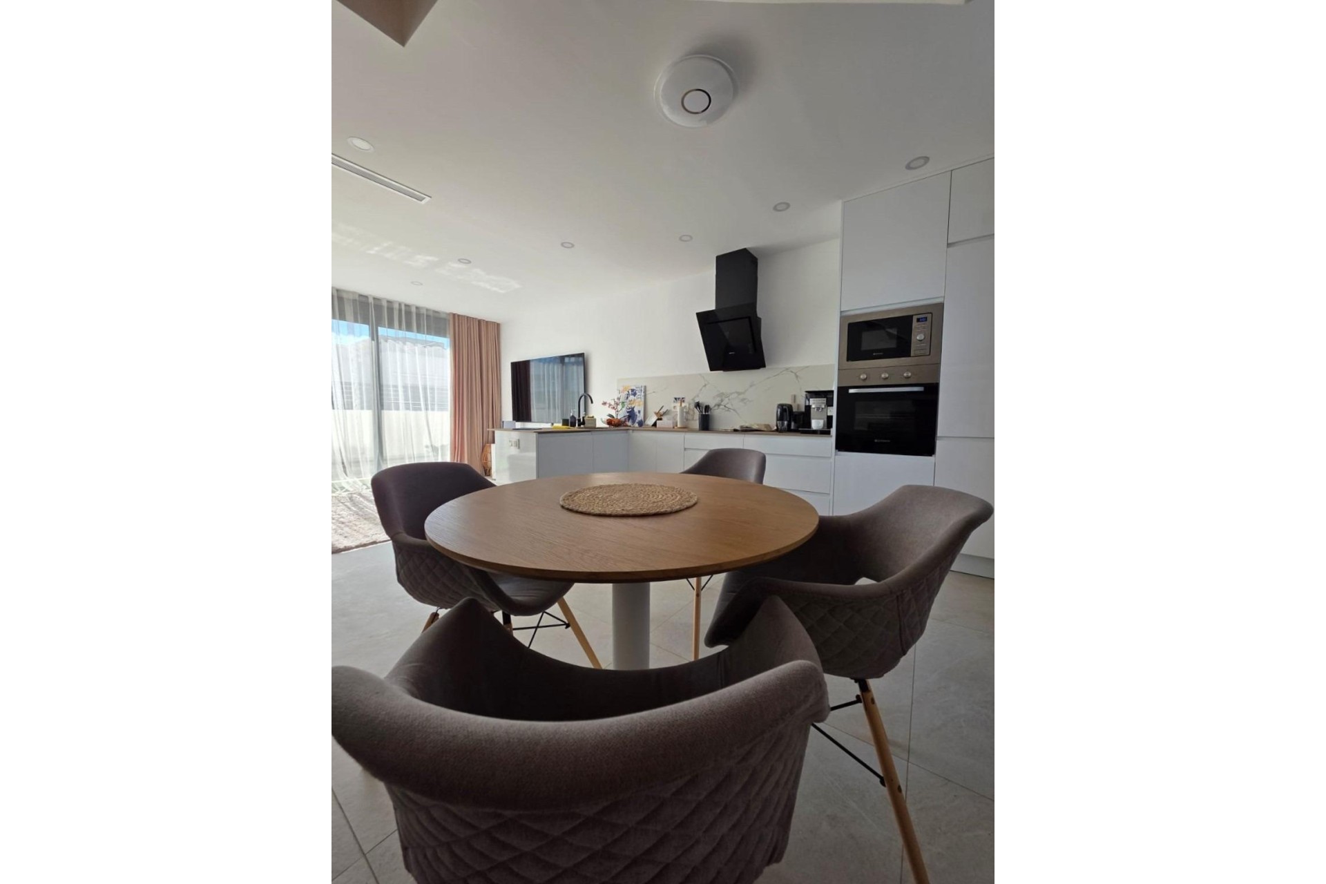 Resale - Freistehende Villa -
Benijofar