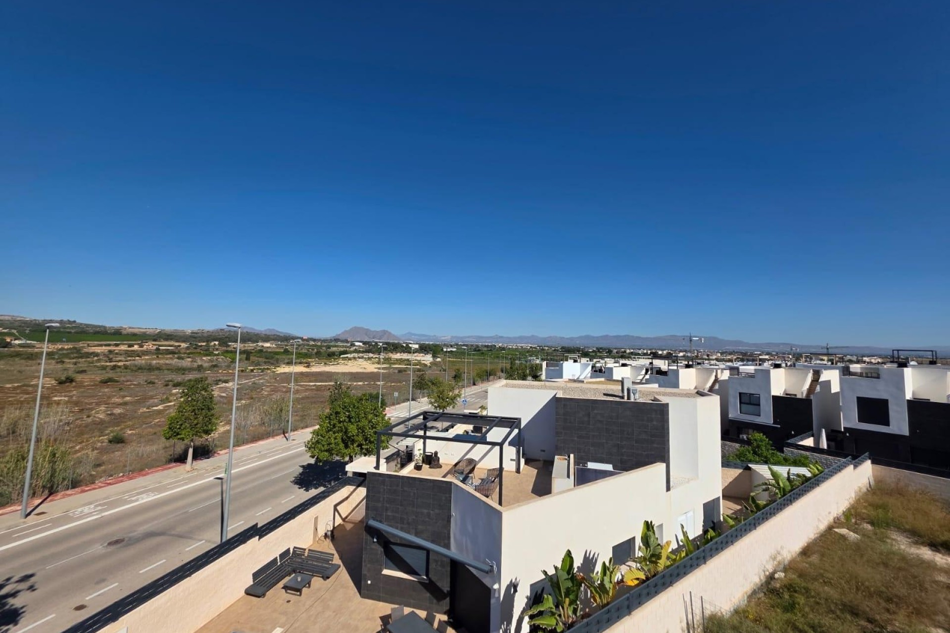 Resale - Freistehende Villa -
Benijofar