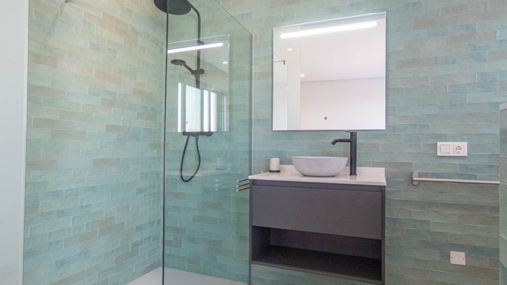 Resale - Freistehende Villa -
Benijofar