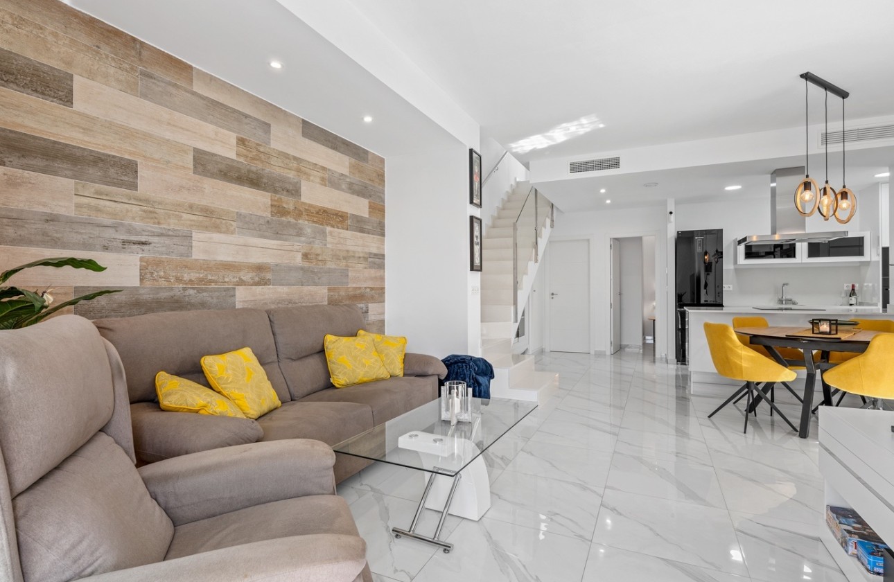 Resale - Freistehende Villa -
Benijofar