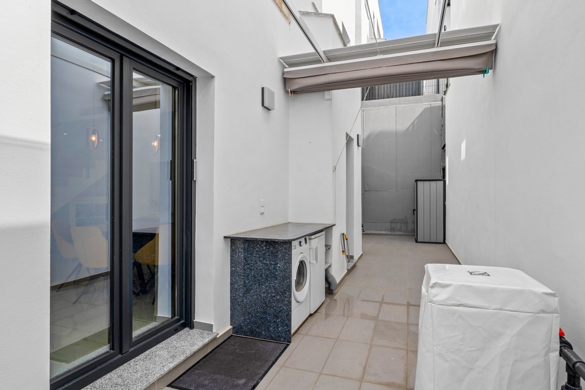 Resale - Freistehende Villa -
Benijofar