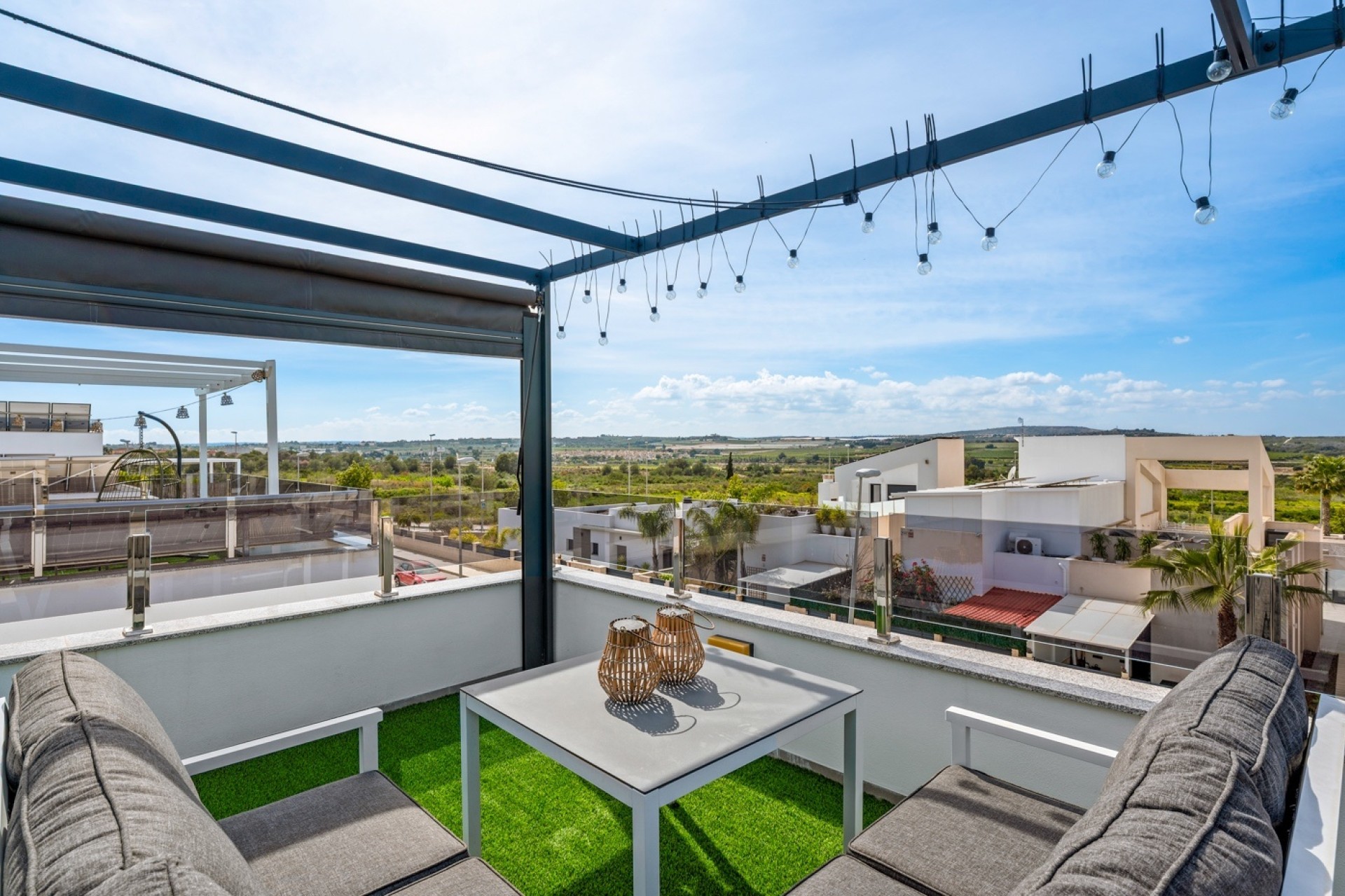 Resale - Freistehende Villa -
Benijofar