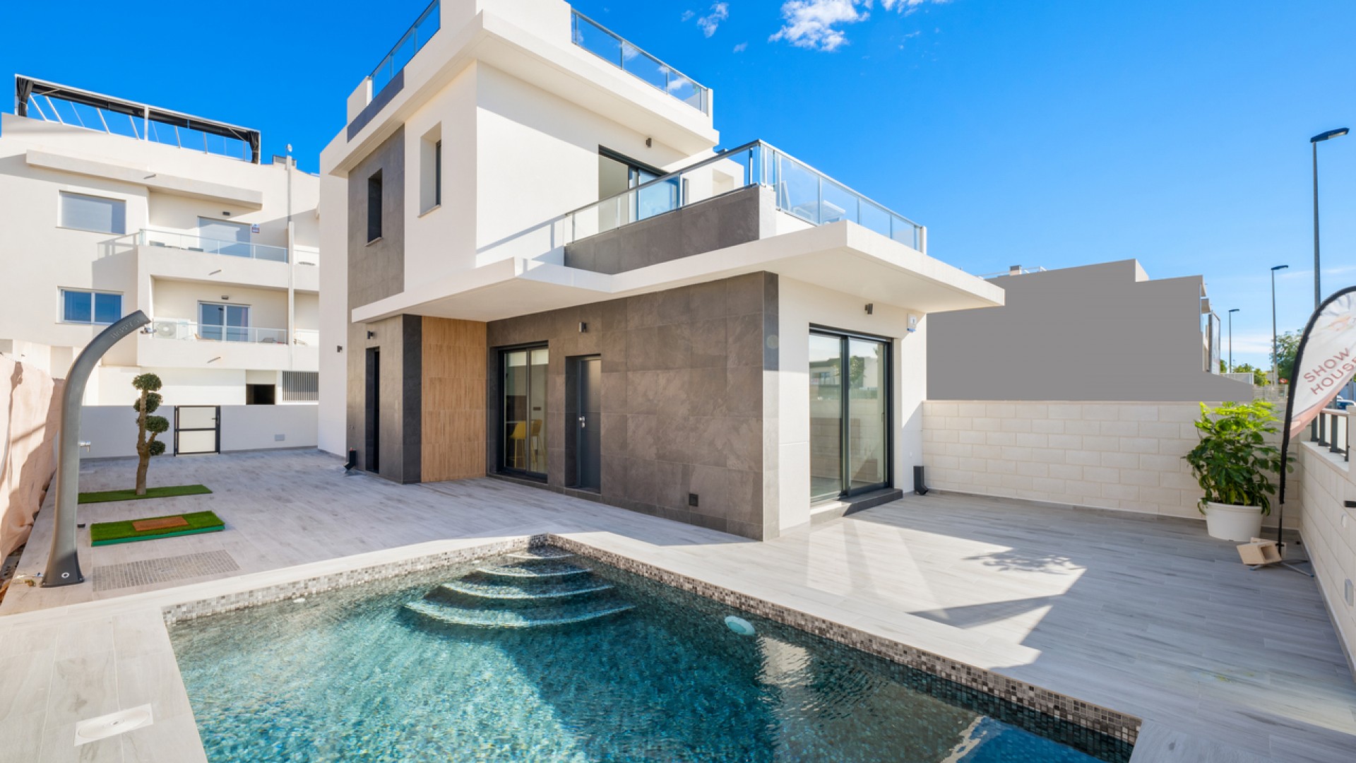 Resale - Freistehende Villa -
Benijofar