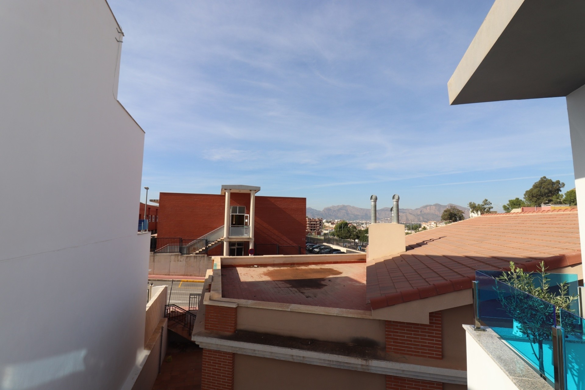 Resale - Freistehende Villa -
Bigastro