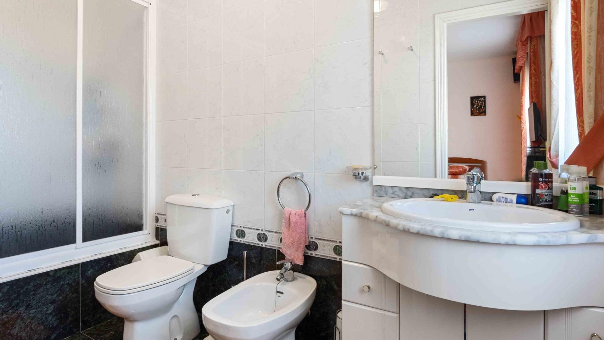 Resale - Freistehende Villa -
Cabo Roig - MUY CERCA DE LA PLAYA