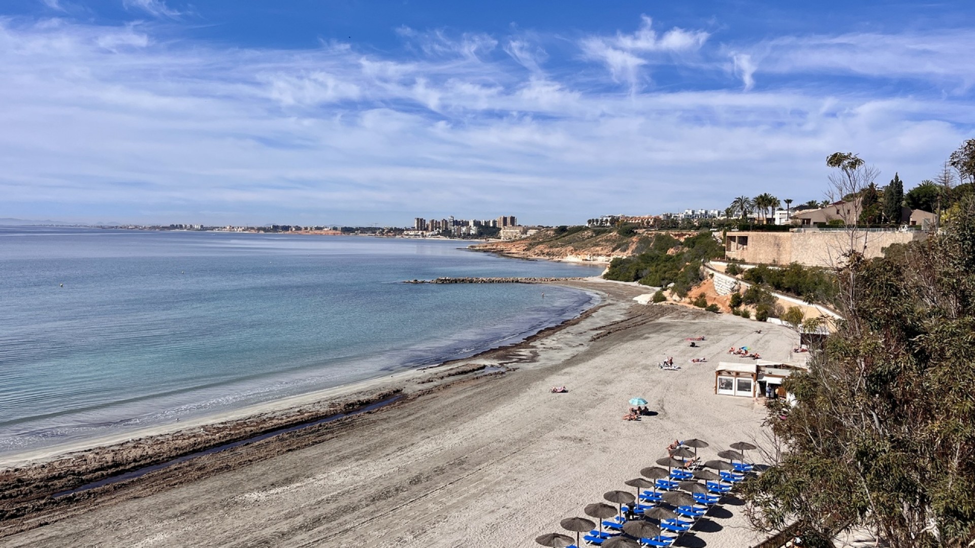 Resale - Freistehende Villa -
Cabo Roig