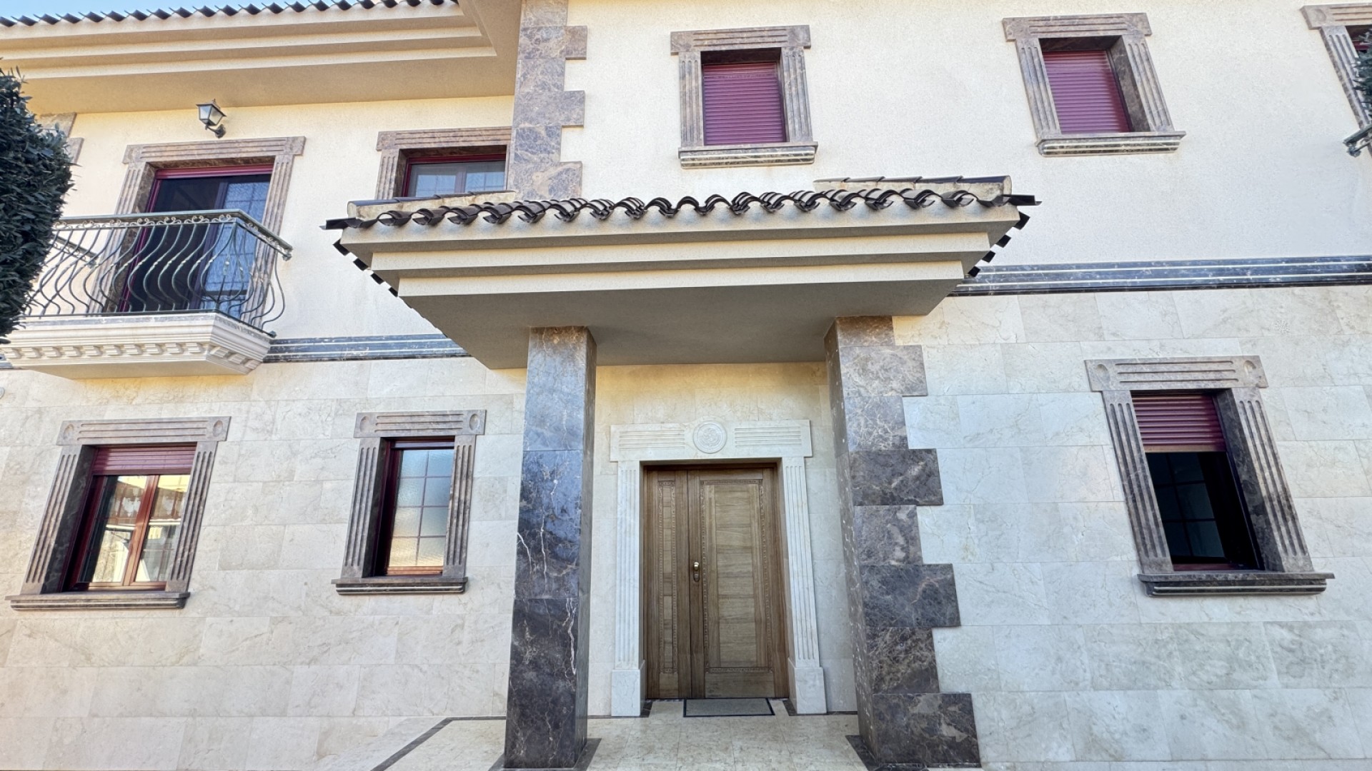 Resale - Freistehende Villa -
Cabo Roig