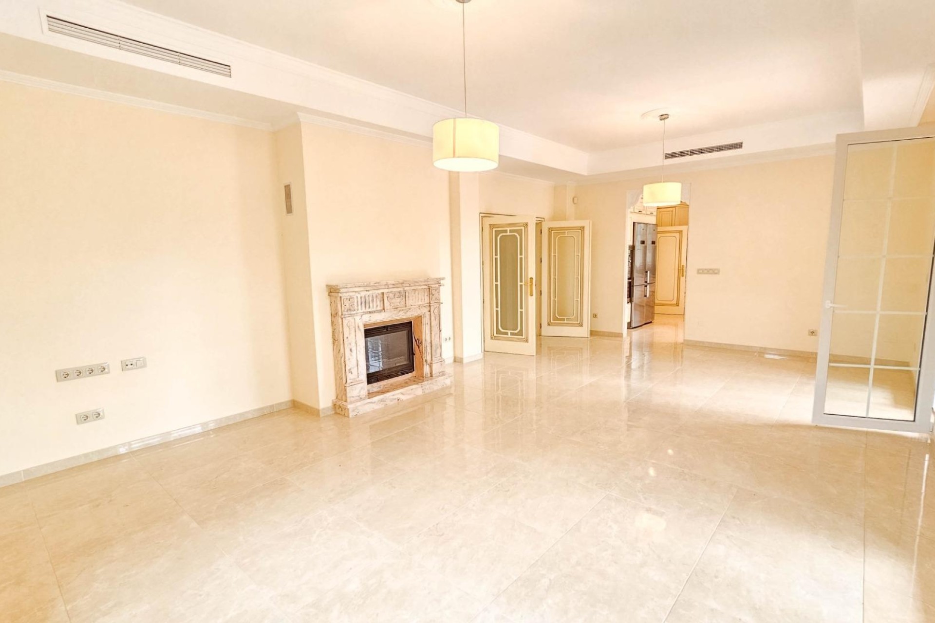 Resale - Freistehende Villa -
Cabo Roig