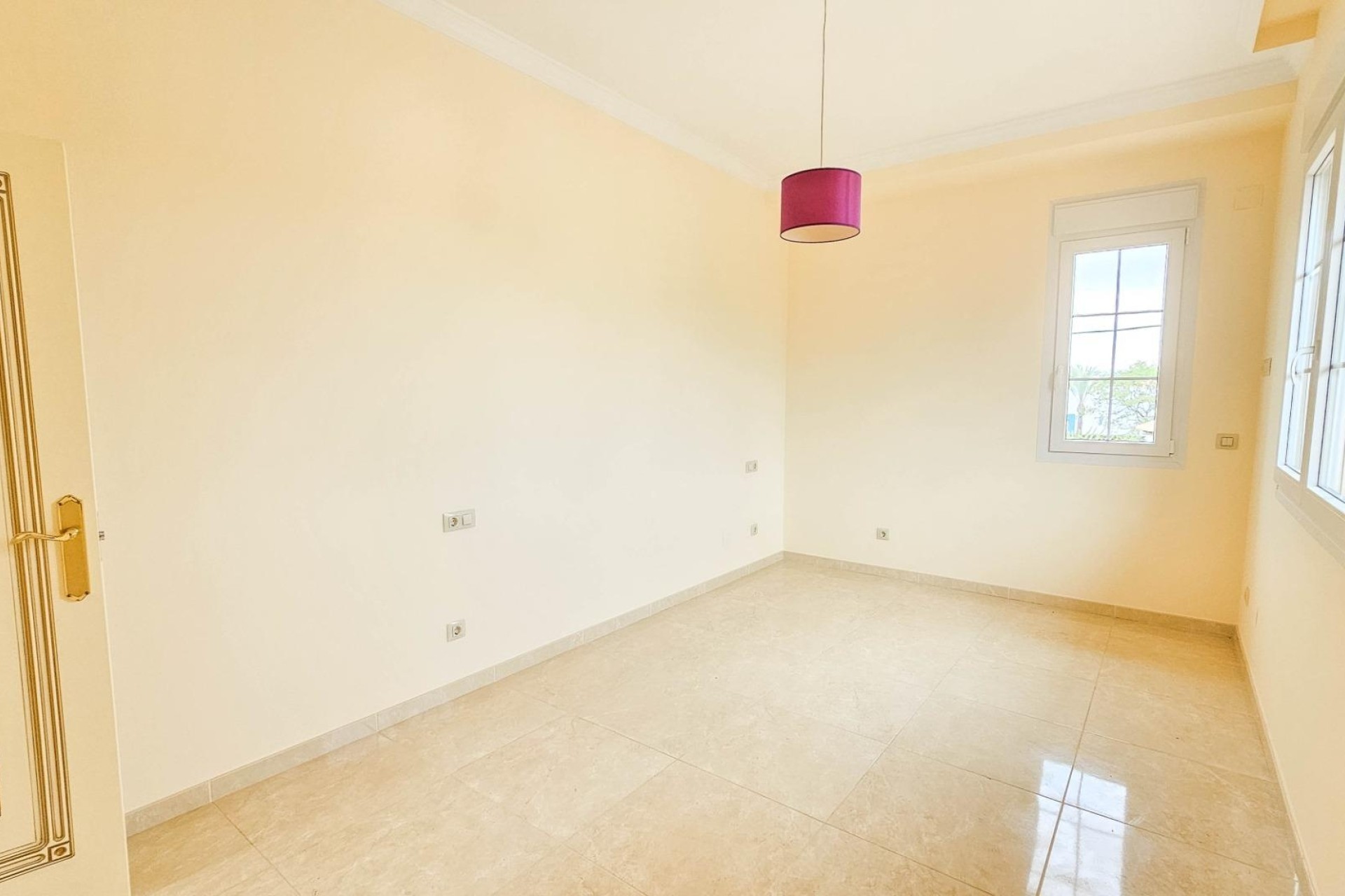 Resale - Freistehende Villa -
Cabo Roig