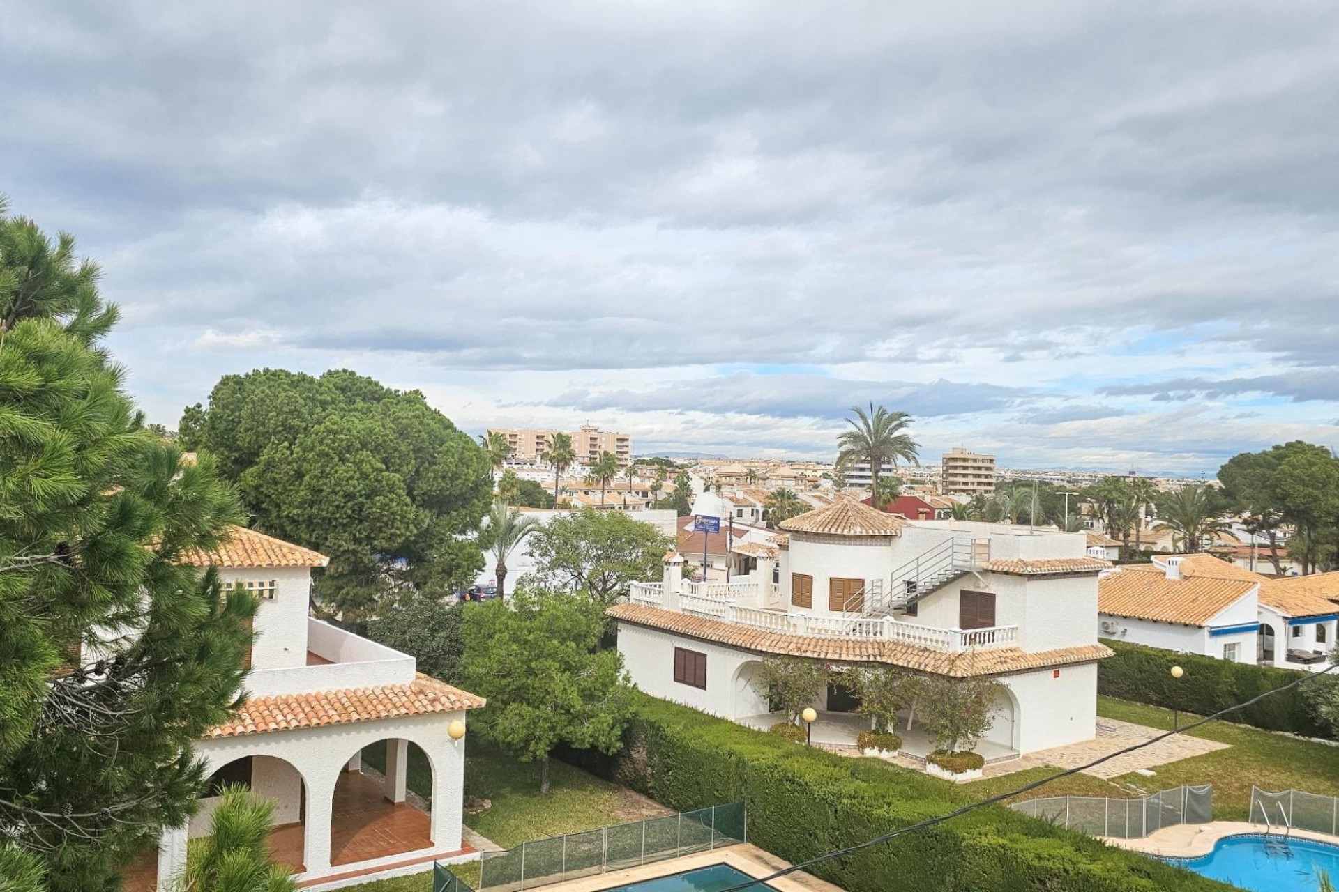Resale - Freistehende Villa -
Cabo Roig