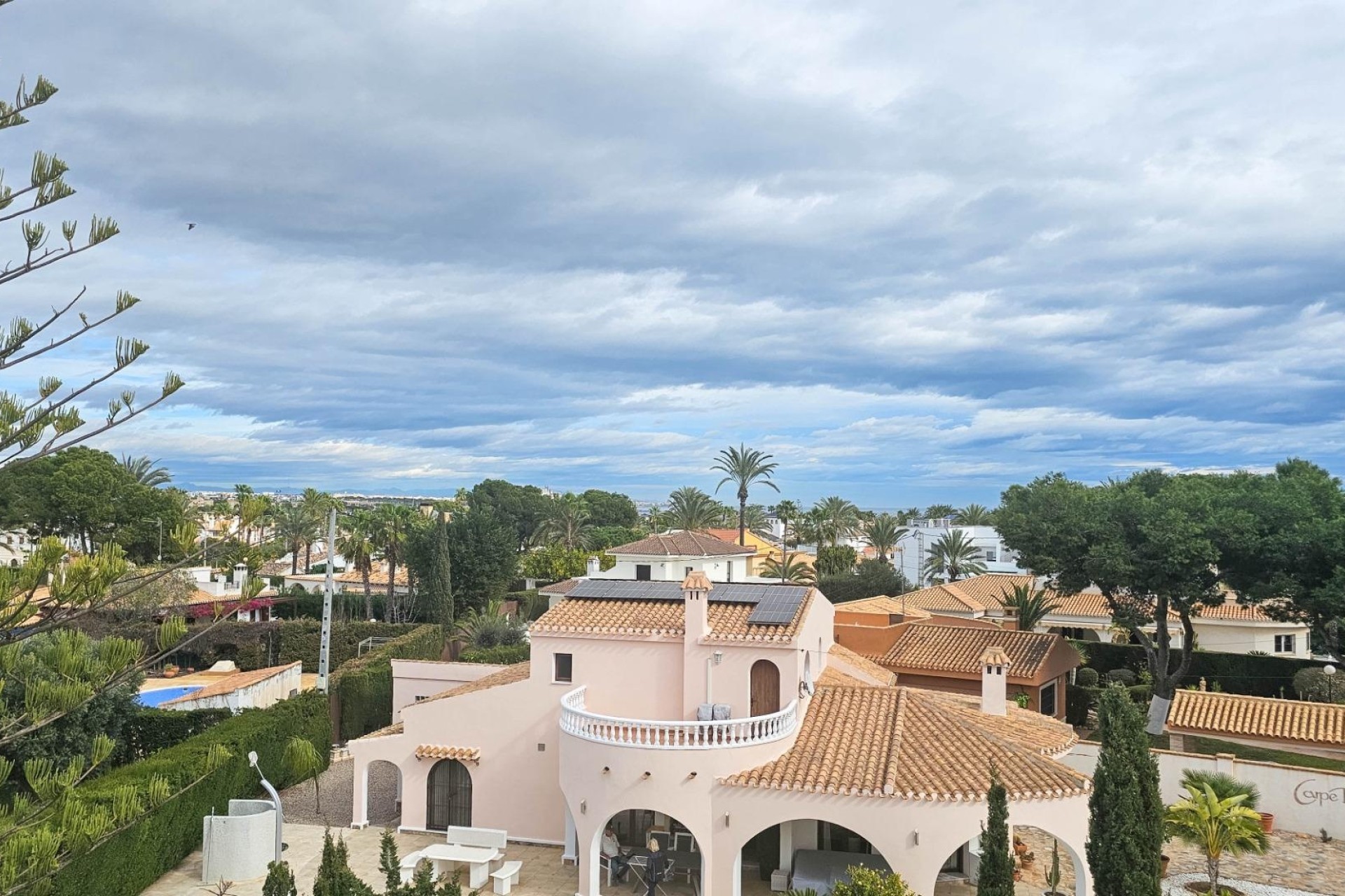 Resale - Freistehende Villa -
Cabo Roig