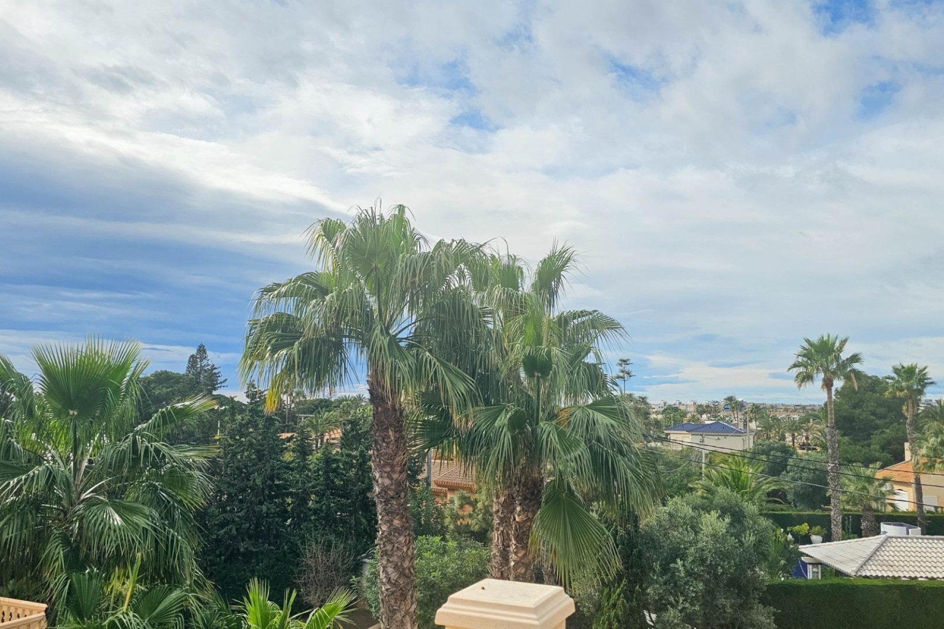 Resale - Freistehende Villa -
Cabo Roig