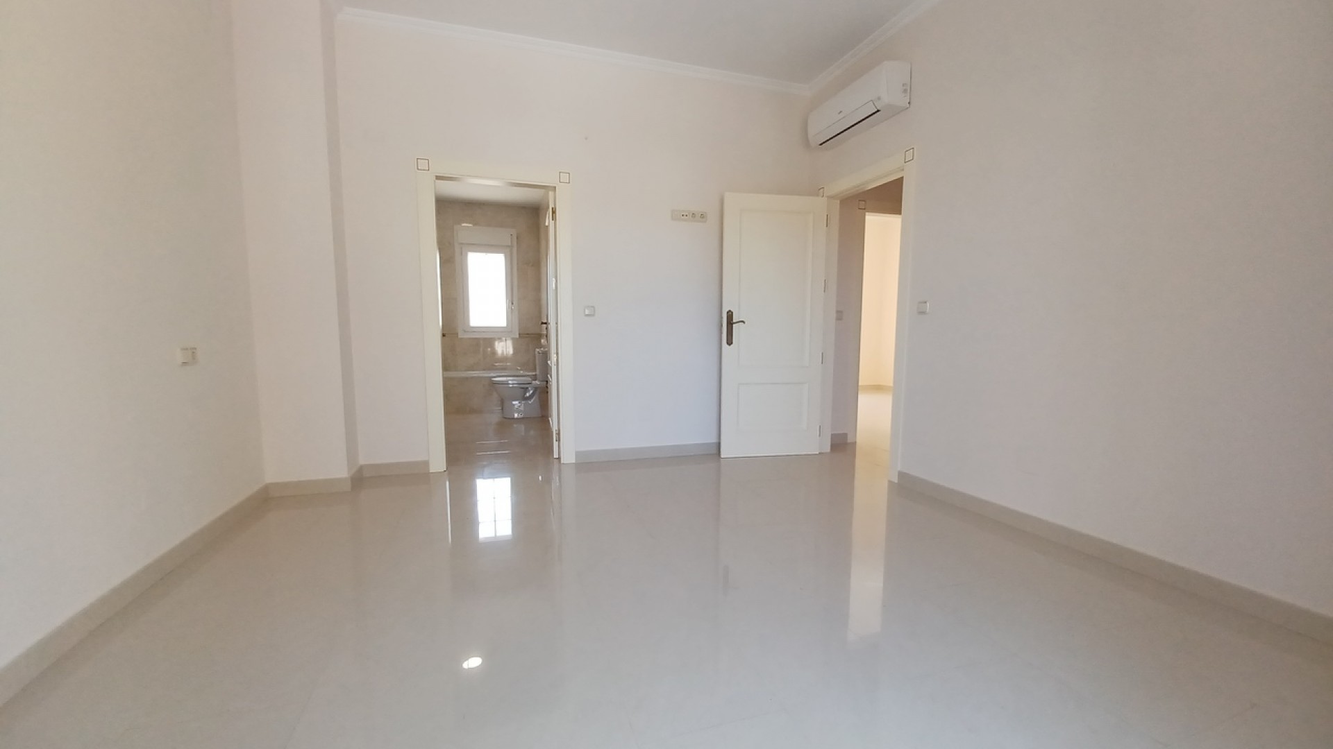 Resale - Freistehende Villa -
Cabo Roig