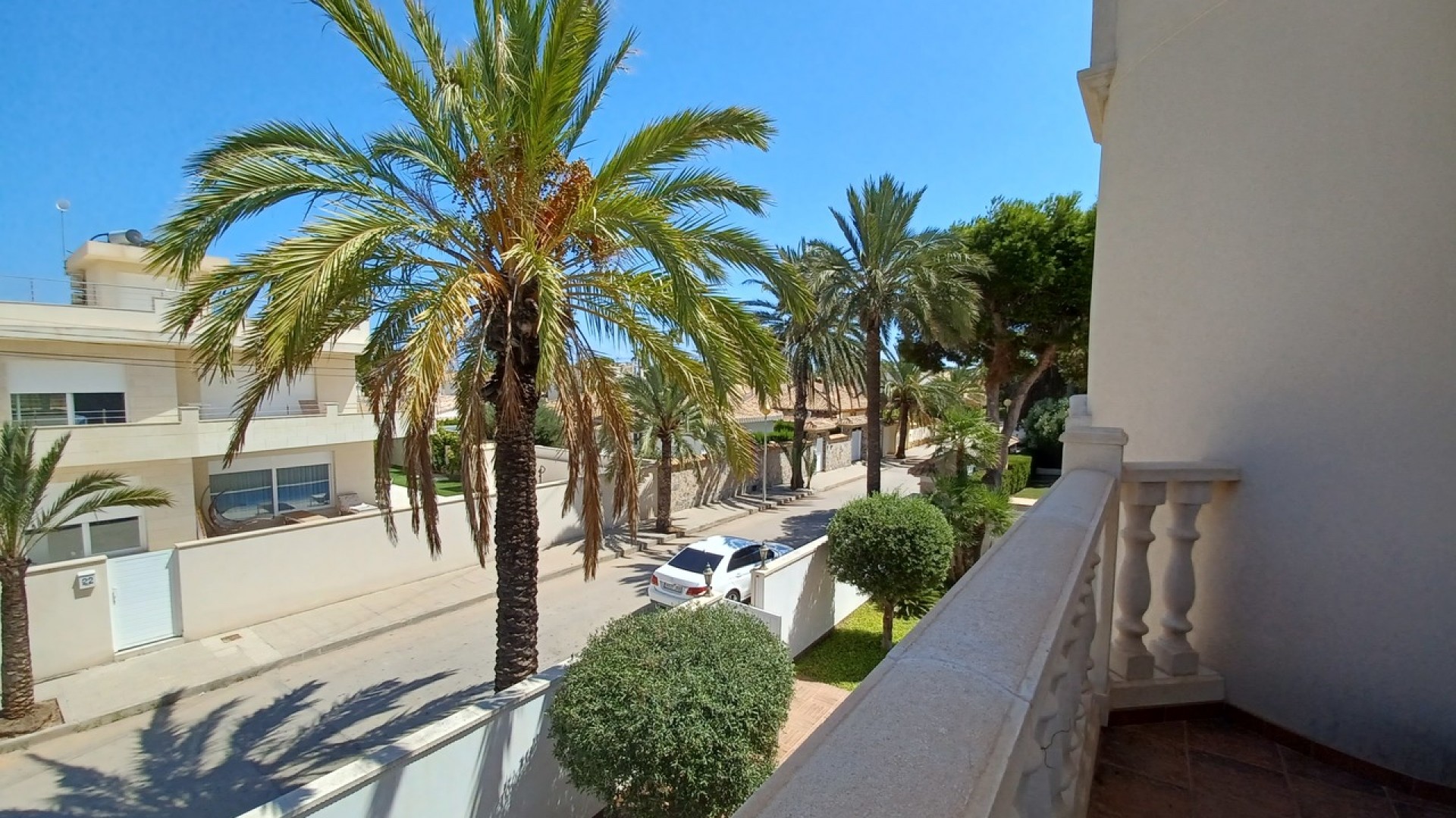 Resale - Freistehende Villa -
Cabo Roig
