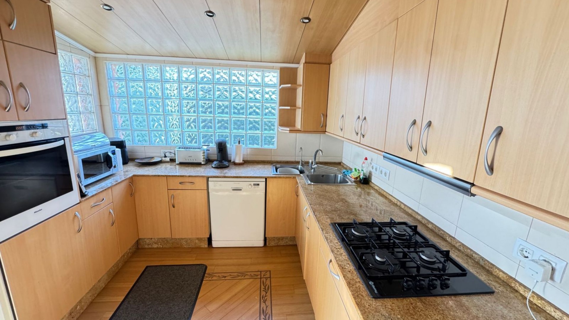 Resale - Freistehende Villa -
Cabo Roig