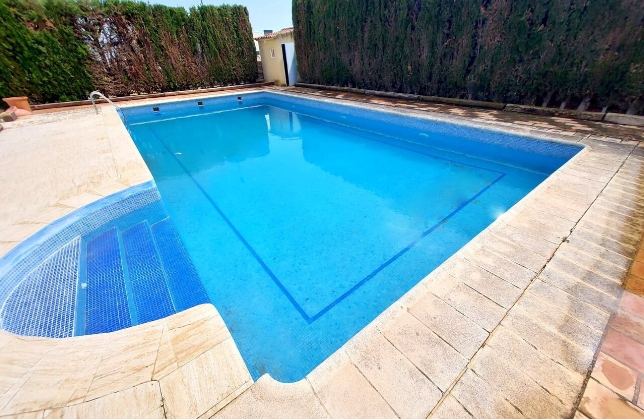 Resale - Freistehende Villa -
Calasparra - Inland