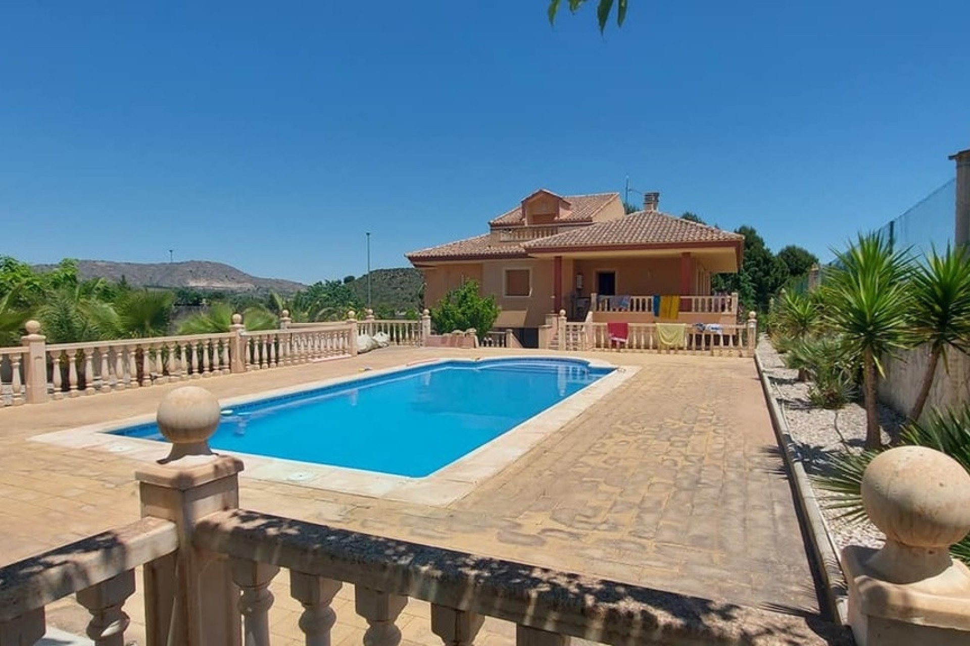 Resale - Freistehende Villa -
Calasparra - Inland