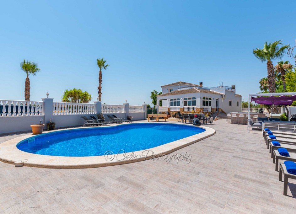 Resale - Freistehende Villa -
Catral - CatralAlicanteValenciaSpain
