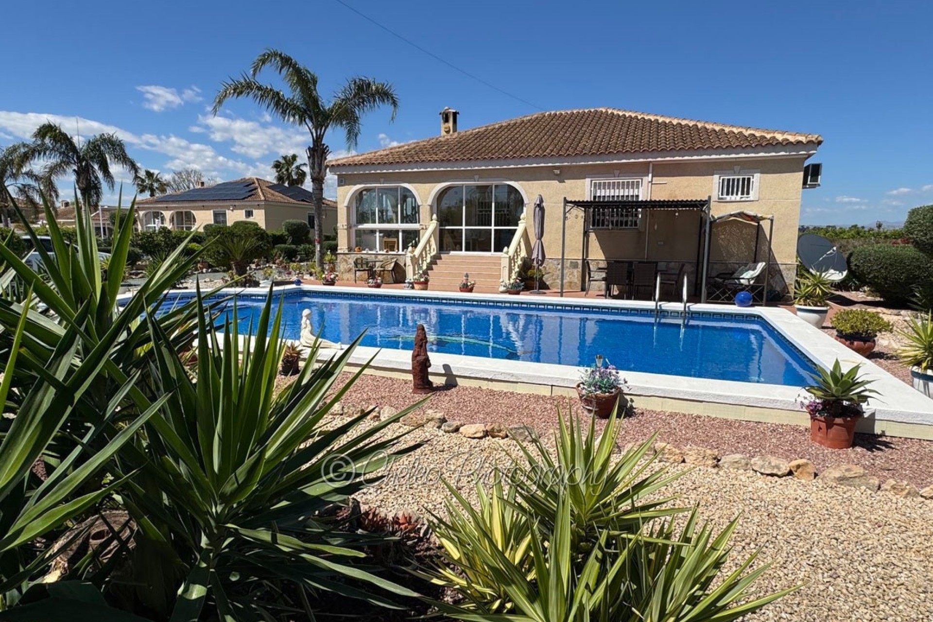 Resale - Freistehende Villa -
Catral - CatralAlicanteValenciaSpain