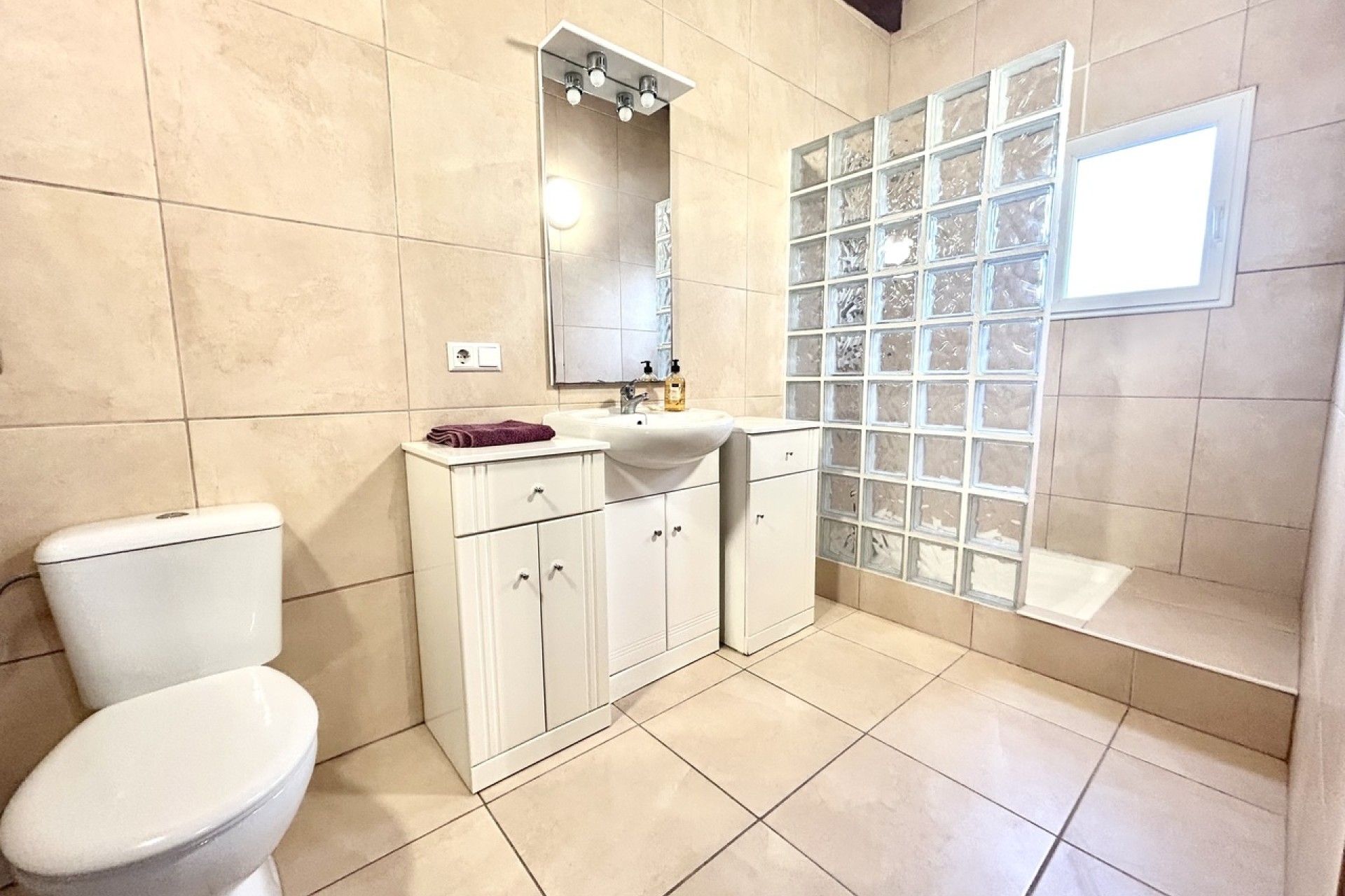 Resale - Freistehende Villa -
Catral - Costa Blanca