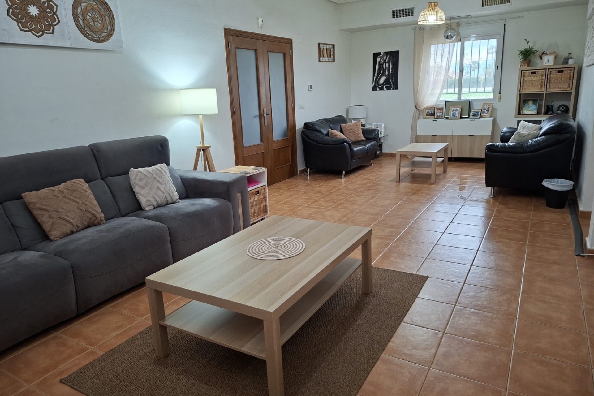 Resale - Freistehende Villa -
Catral