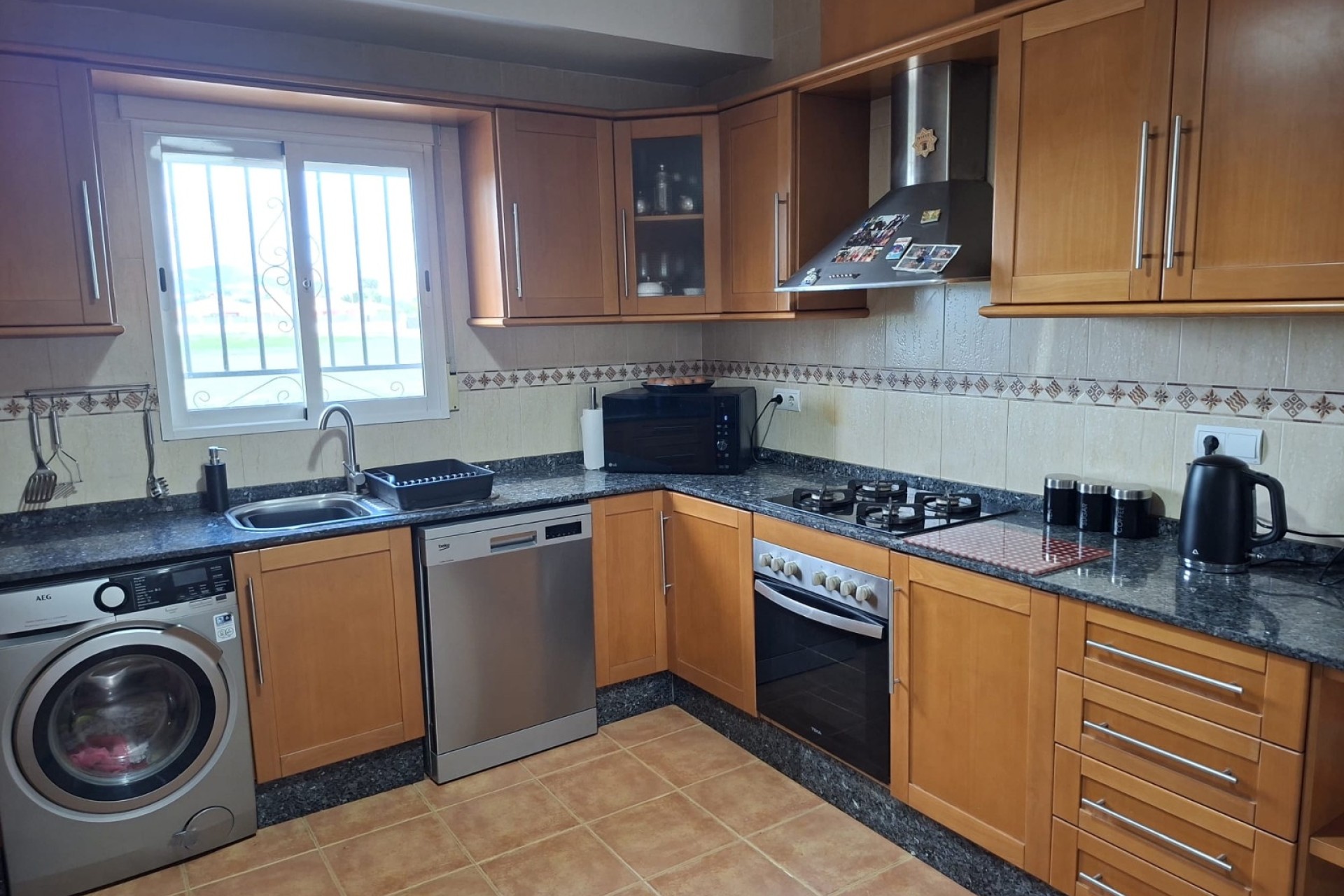 Resale - Freistehende Villa -
Catral