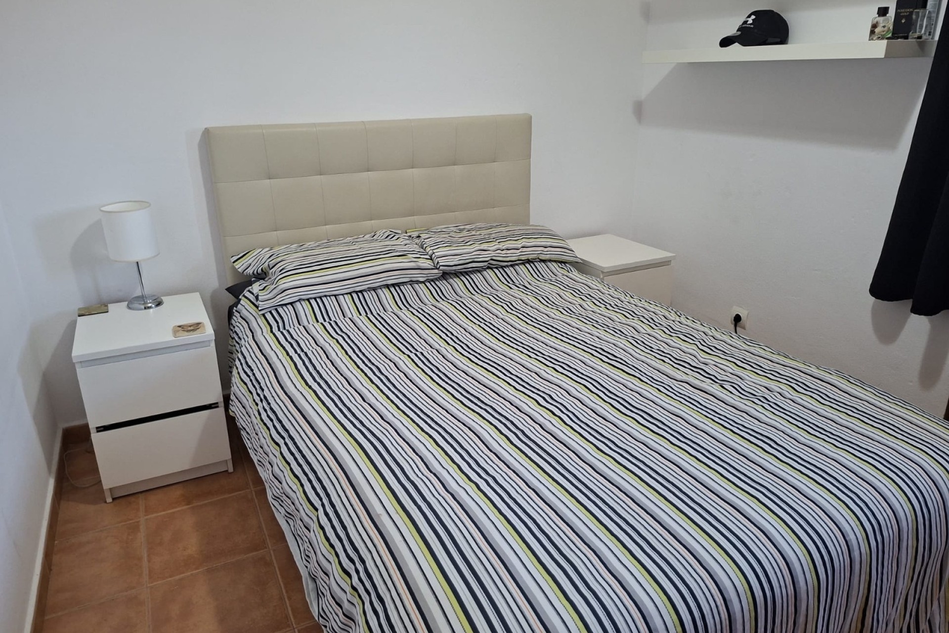 Resale - Freistehende Villa -
Catral