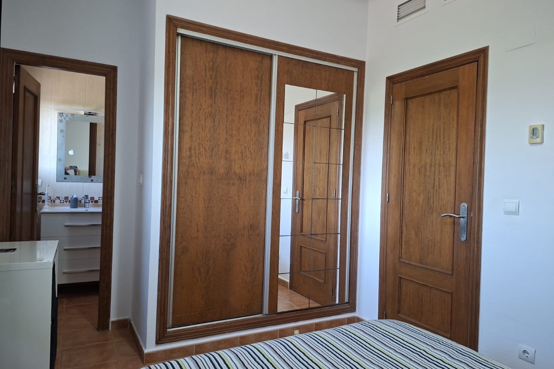 Resale - Freistehende Villa -
Catral