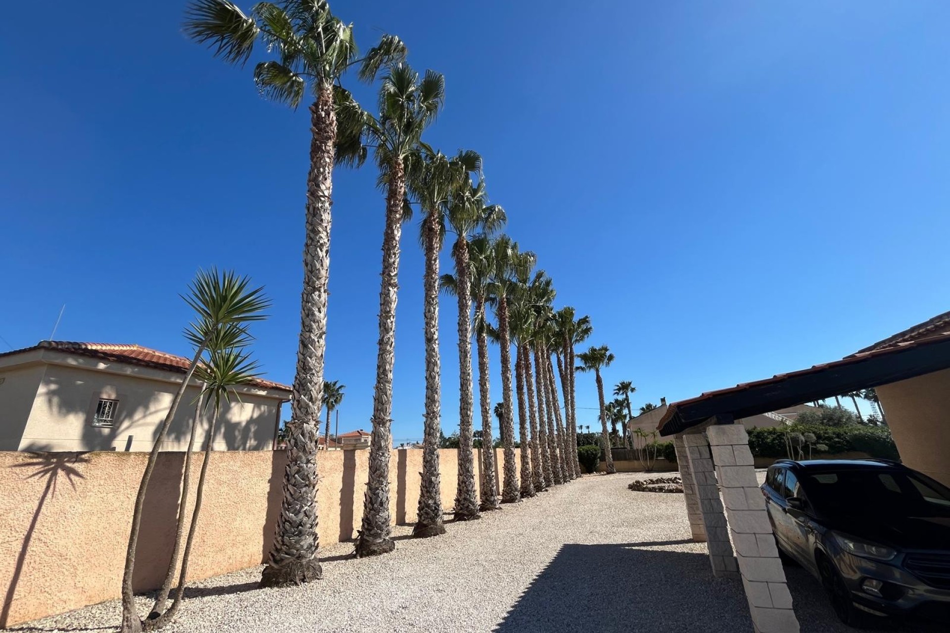 Resale - Freistehende Villa -
Catral