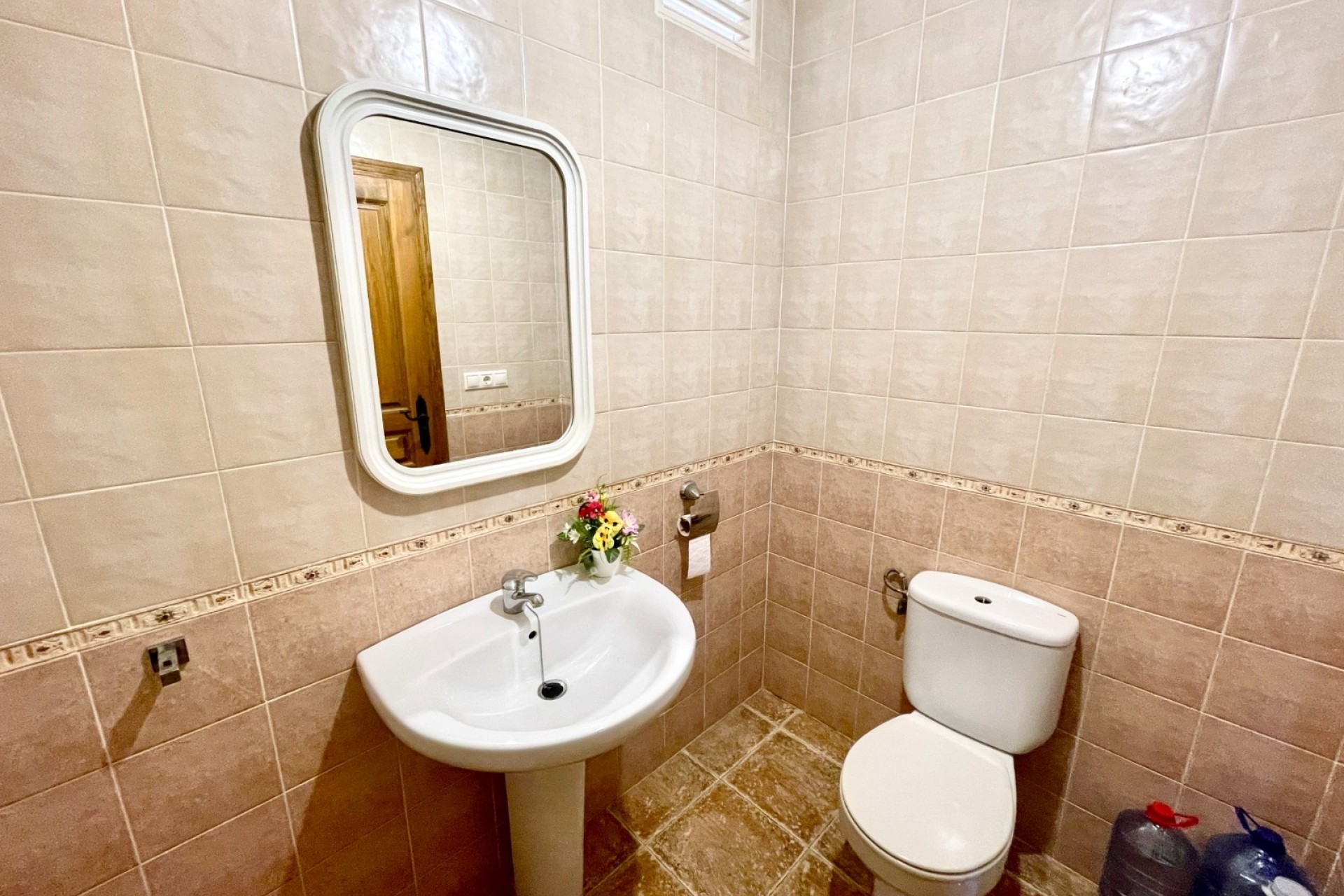 Resale - Freistehende Villa -
Catral